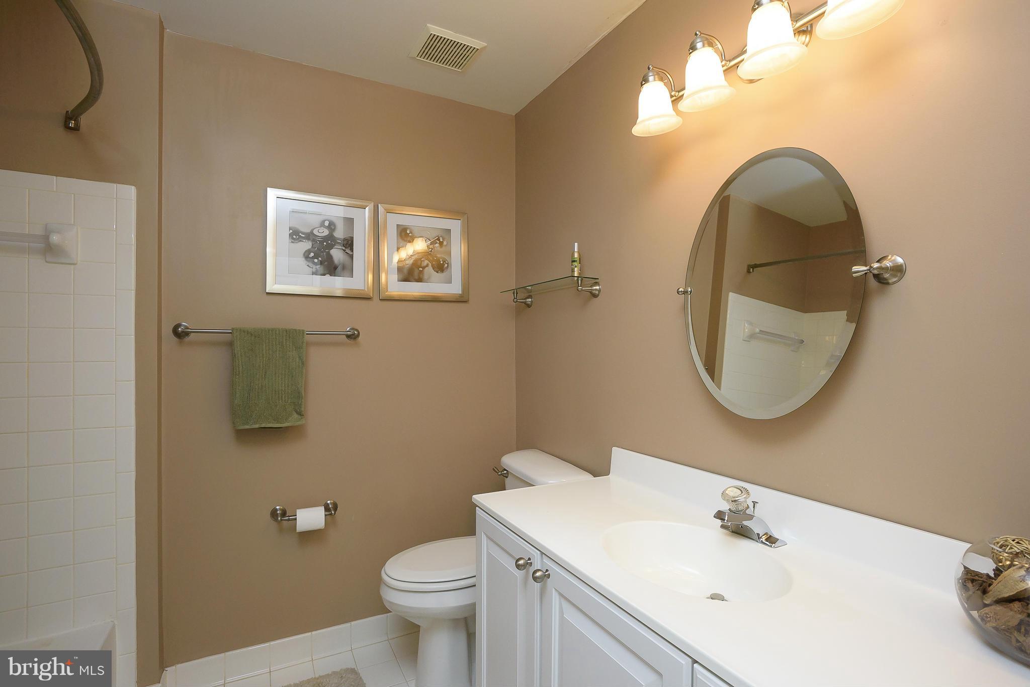 PINEY ORCHARD - Residential