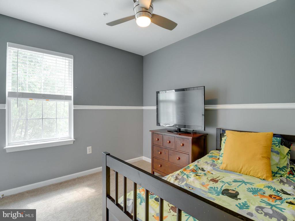 SUMMIT CREEK - Residential