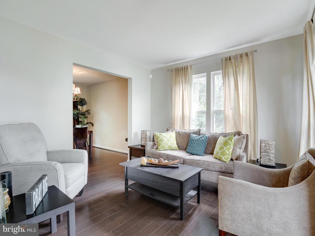 SUMMIT CREEK - Residential