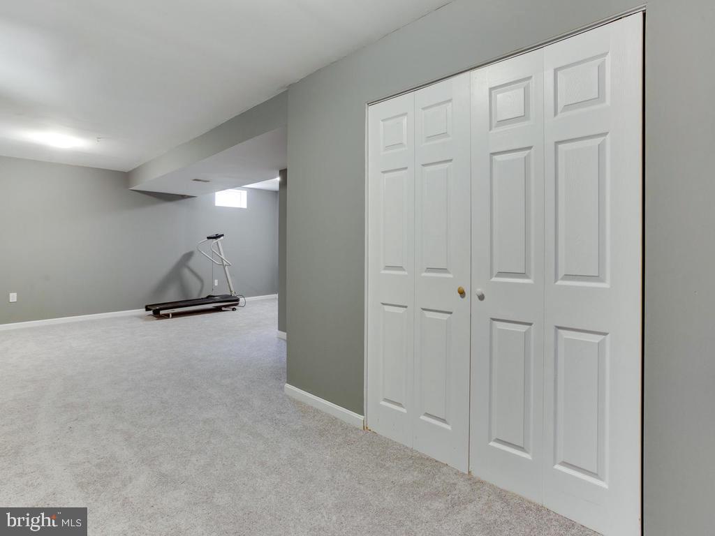 SUMMIT CREEK - Residential