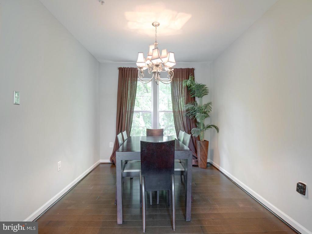 SUMMIT CREEK - Residential