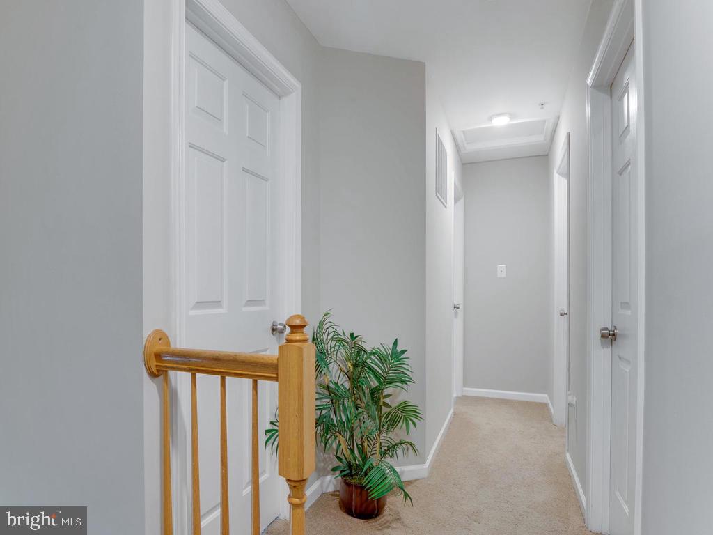 SUMMIT CREEK - Residential