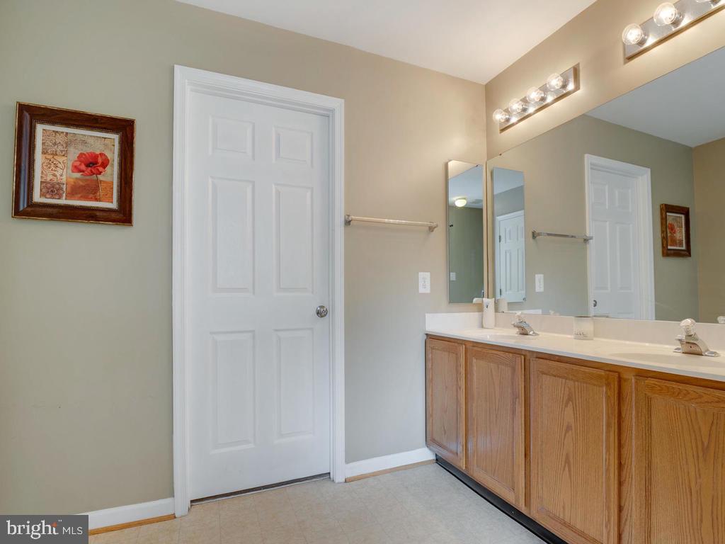 SUMMIT CREEK - Residential