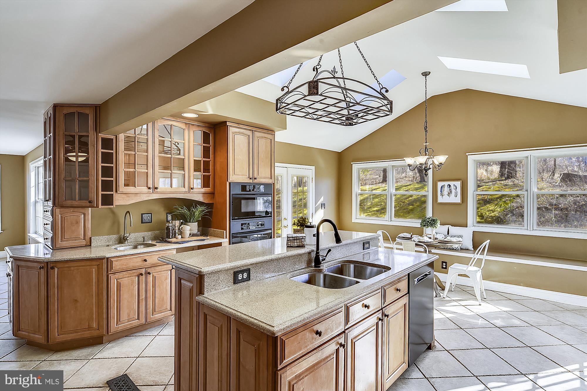 OMISOL ESTATES - Residential