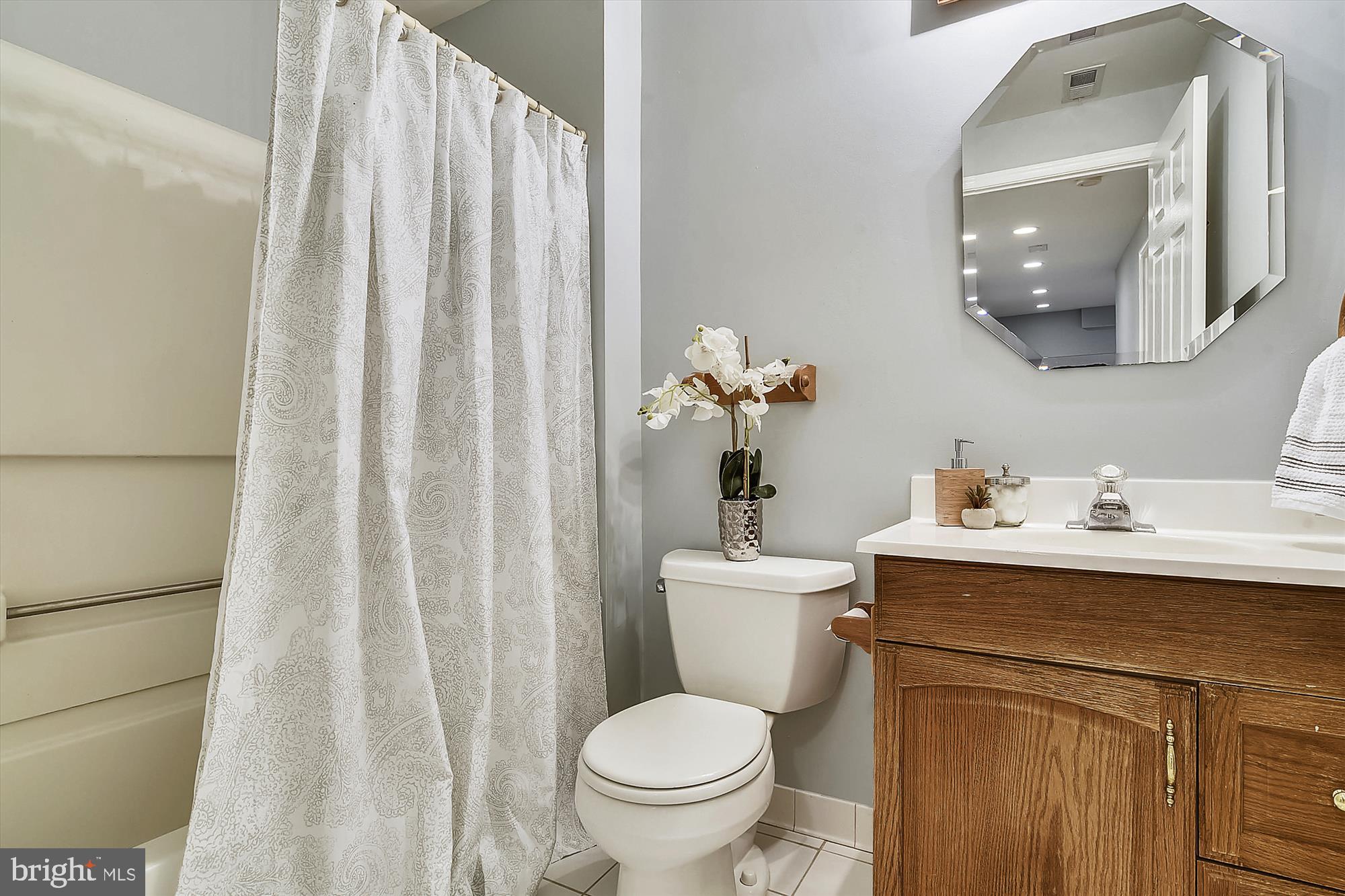 OMISOL ESTATES - Residential