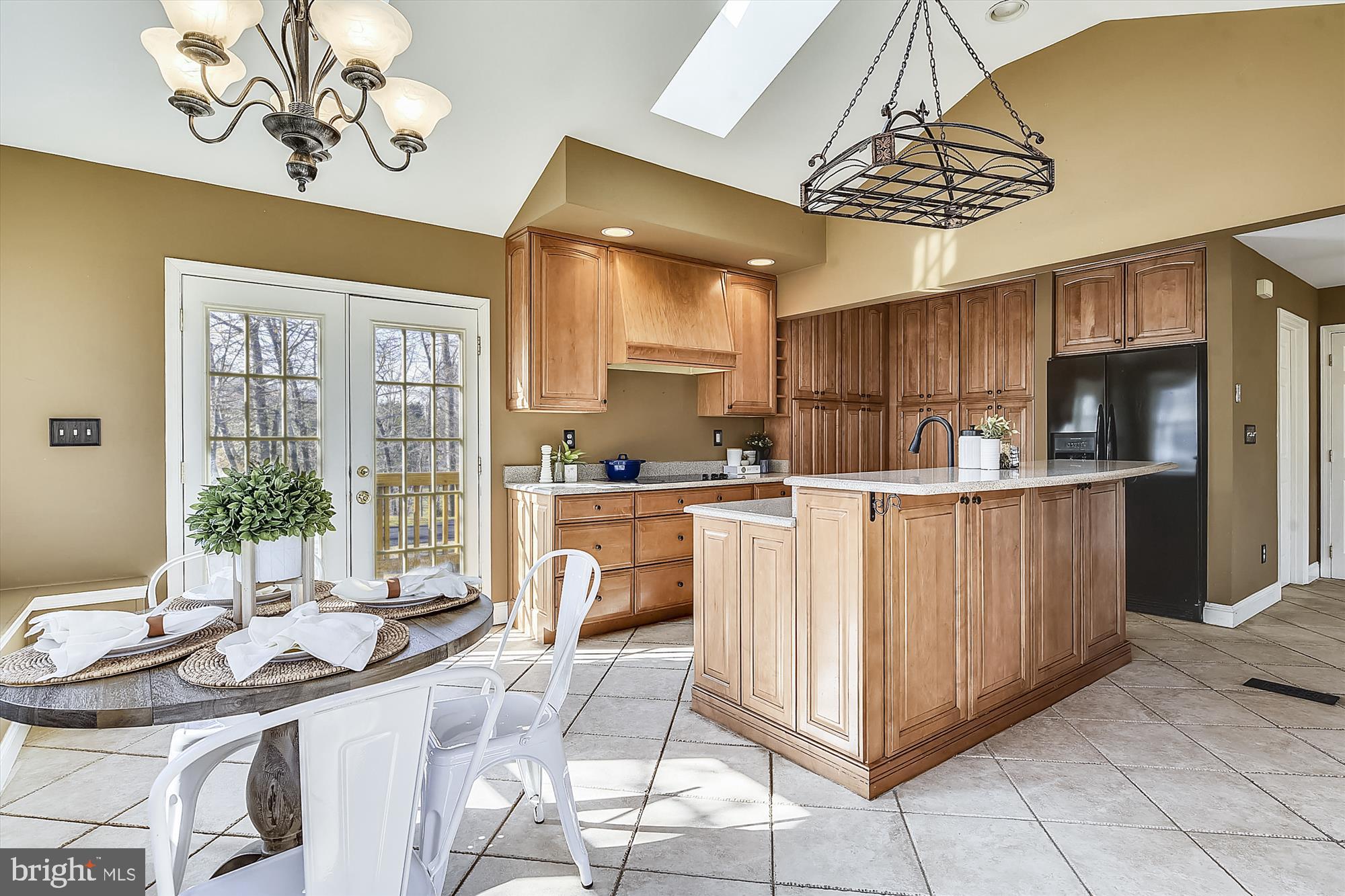 OMISOL ESTATES - Residential