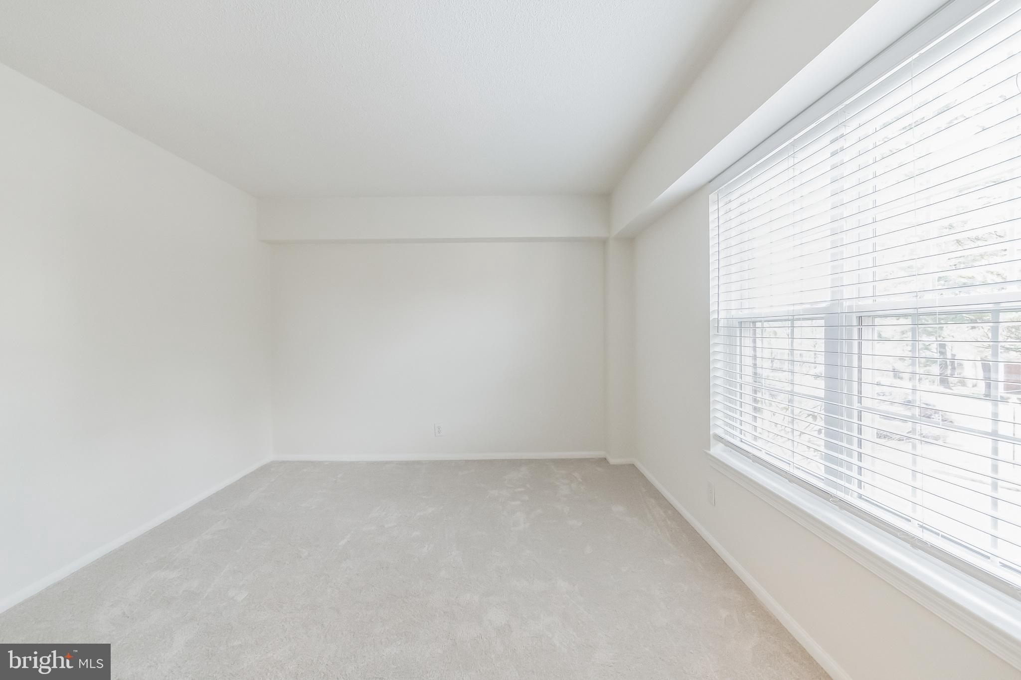 THE COLONIES - Residential