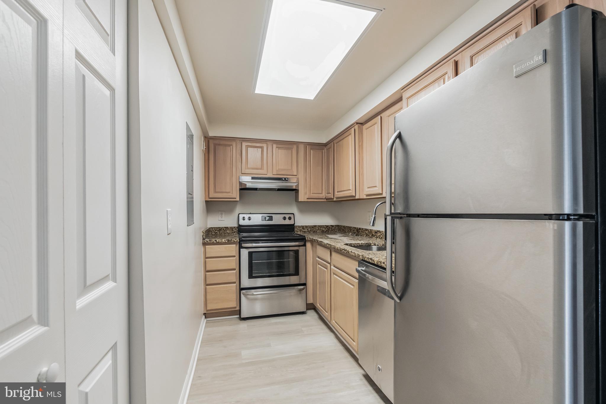 THE COLONIES - Residential