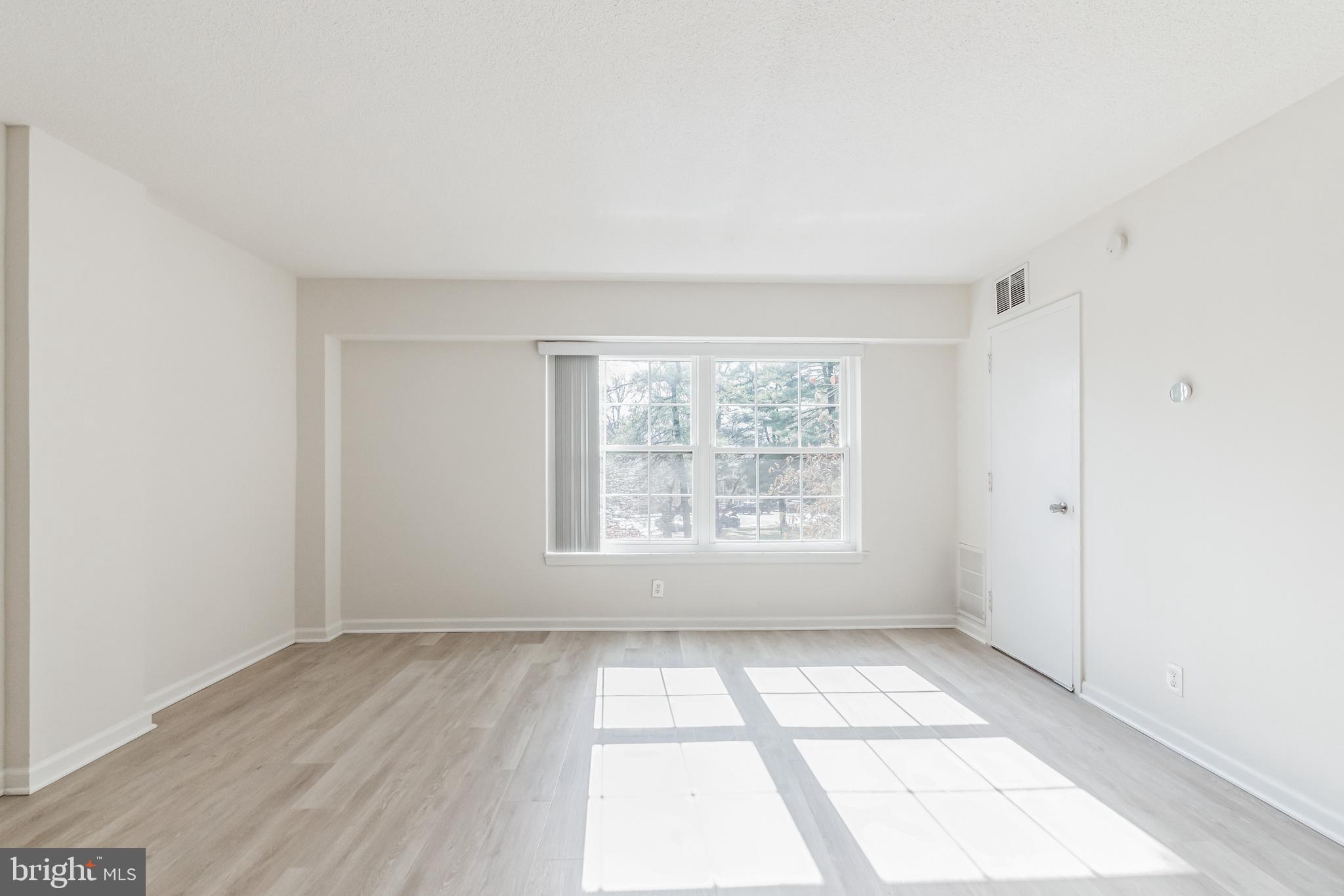 THE COLONIES - Residential