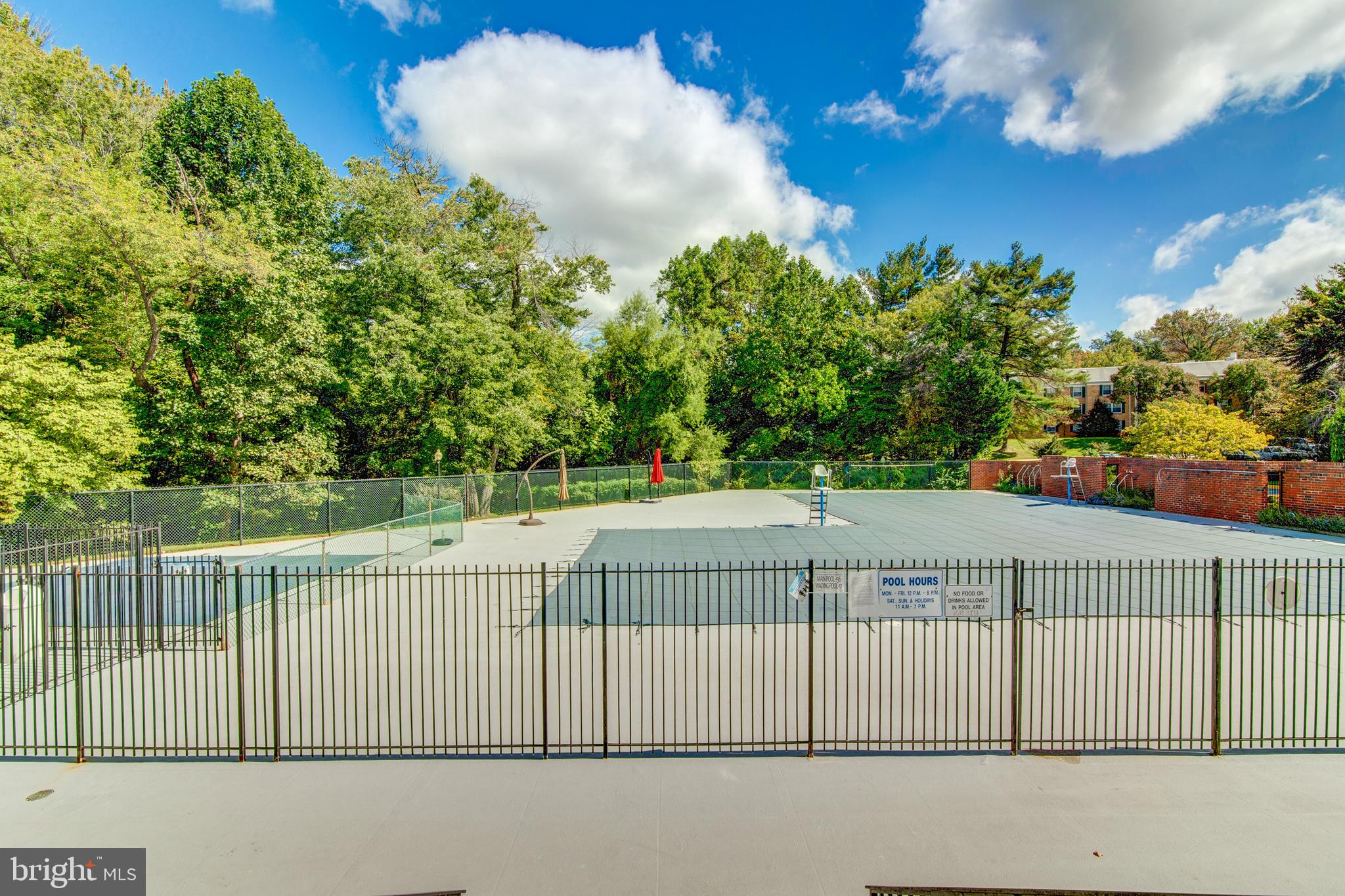 THE COLONIES - Residential