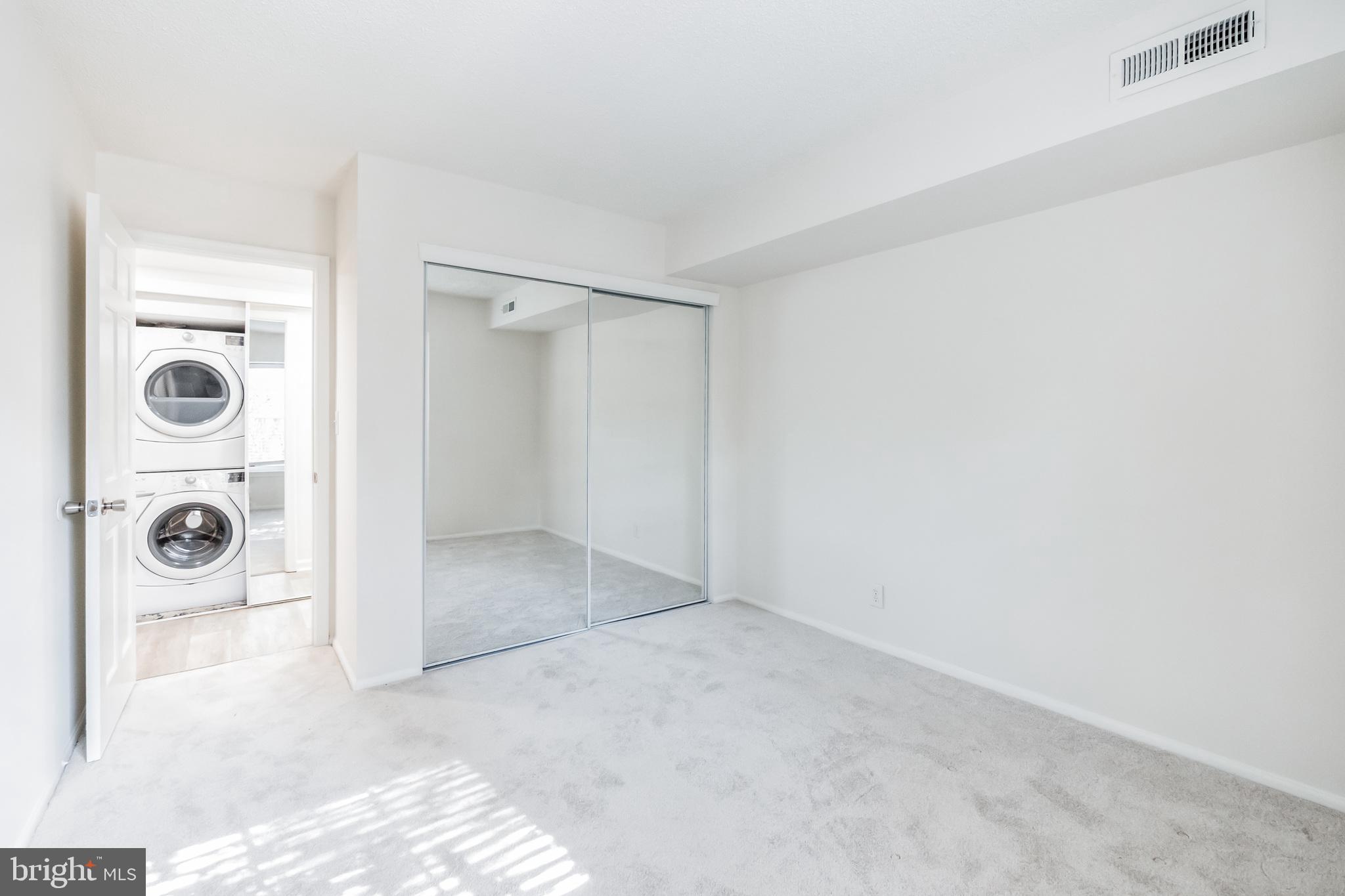 THE COLONIES - Residential