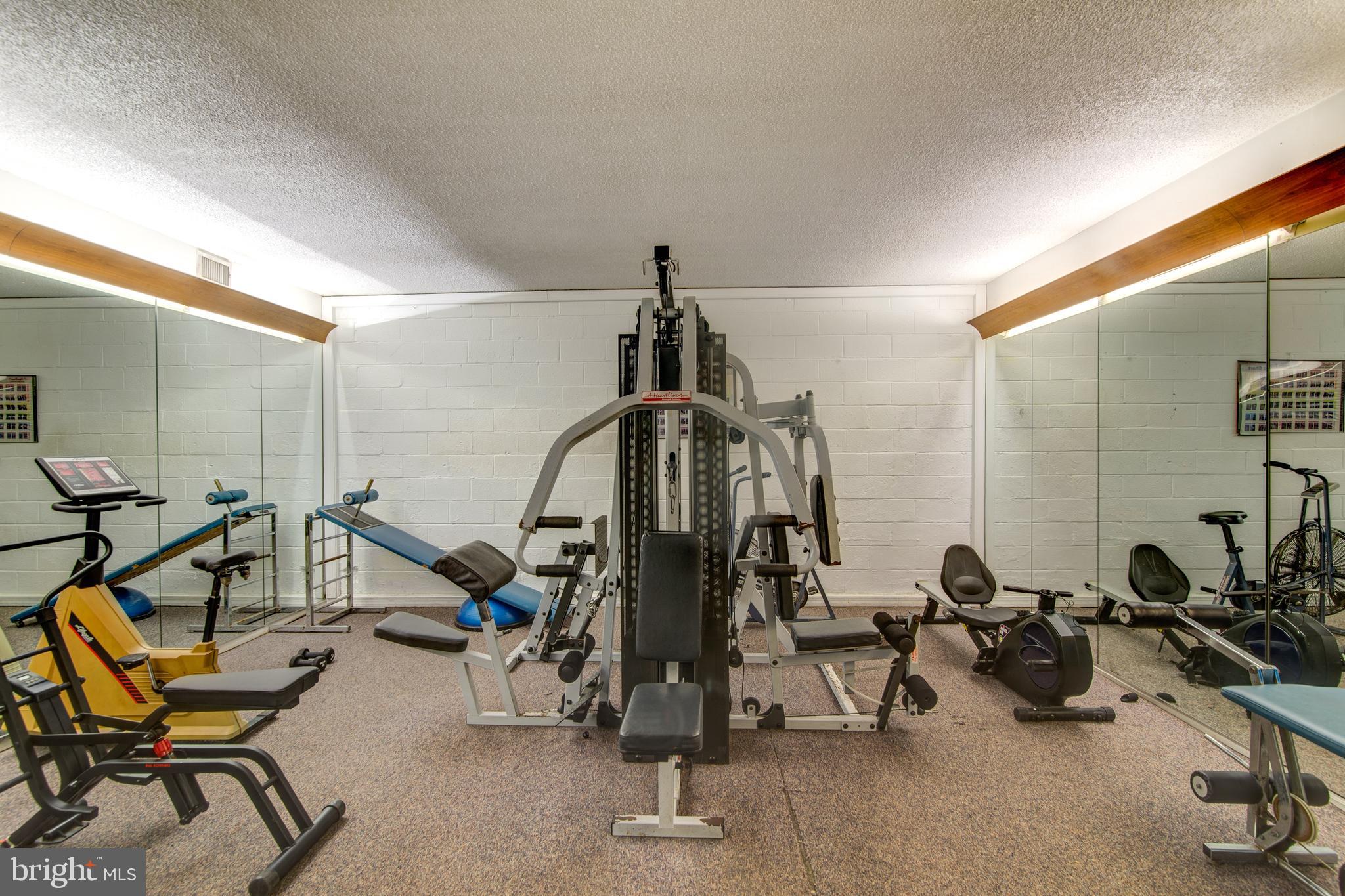 THE COLONIES - Residential