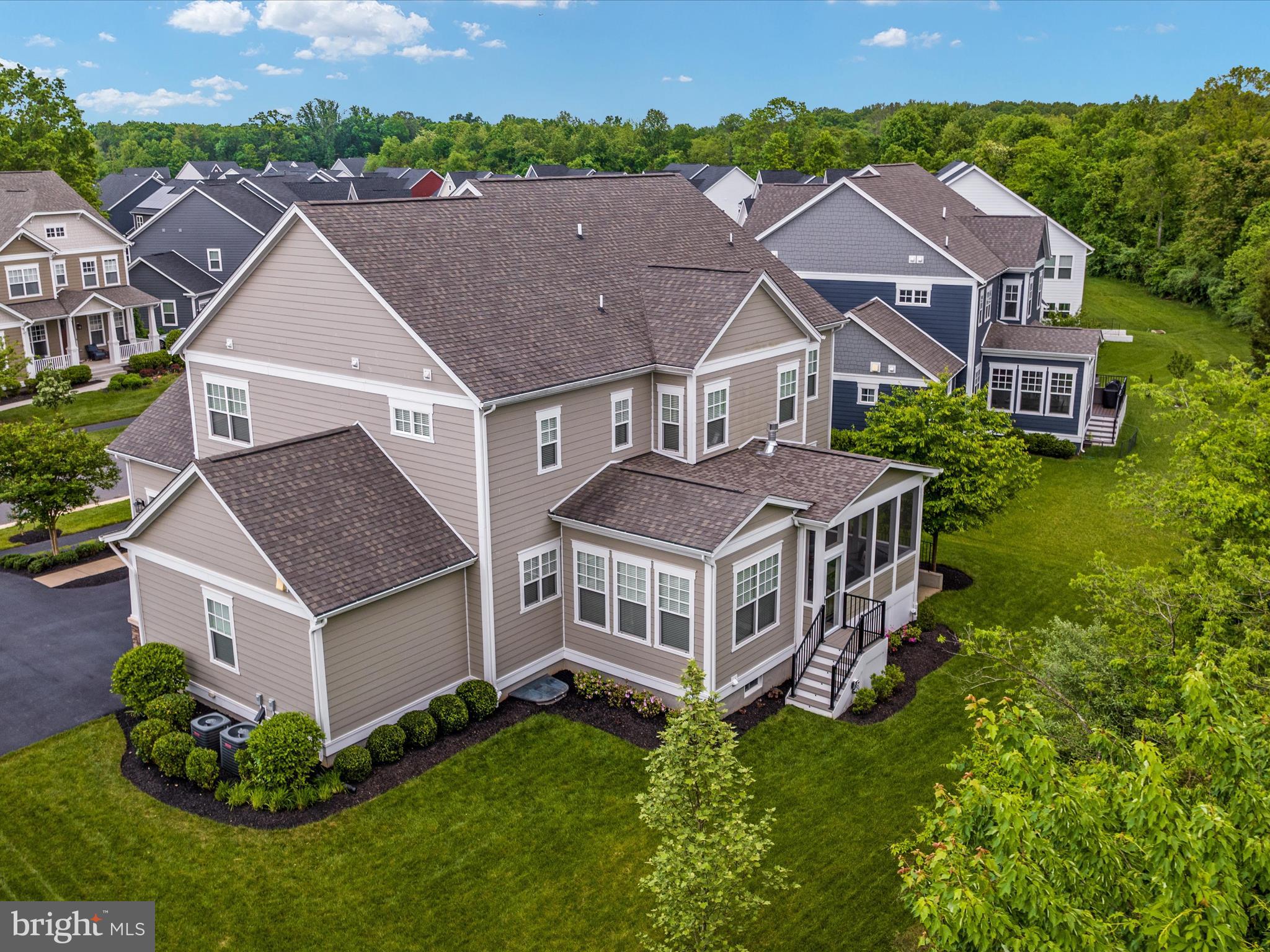 GROVE AT WILLOWSFORD - Residential