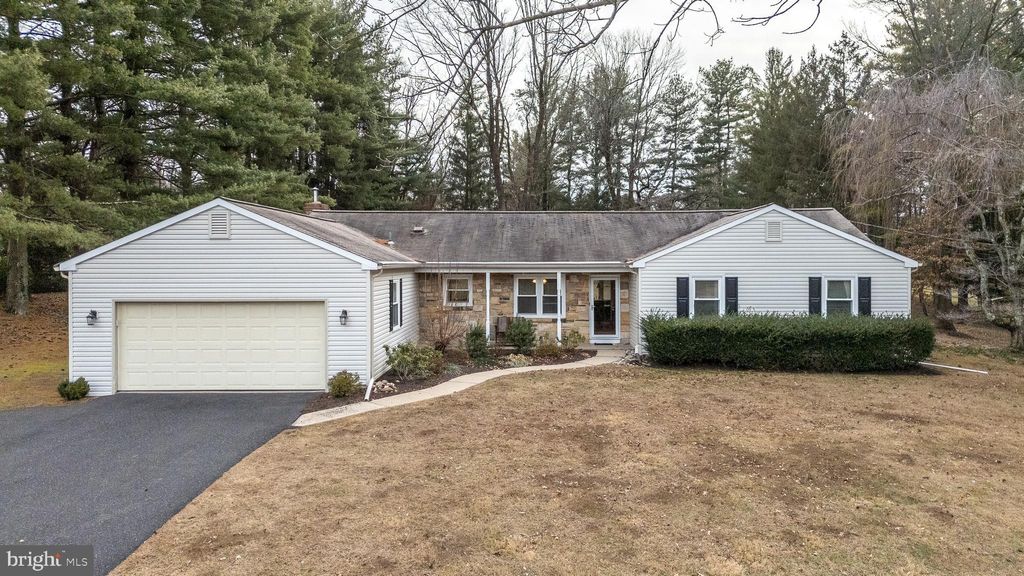 Photo of 3378 Holicong Road, DOYLESTOWN, PA 18902 (MLS # PABU2110858)