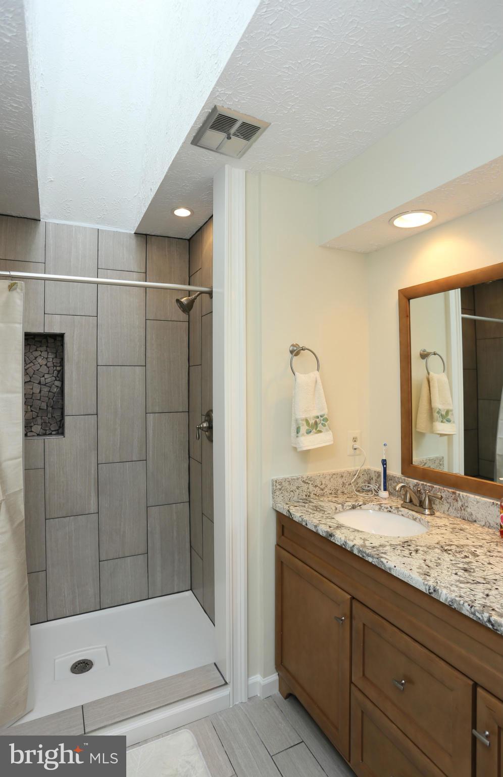 MAYFAIR-PLAT ONE - Residential