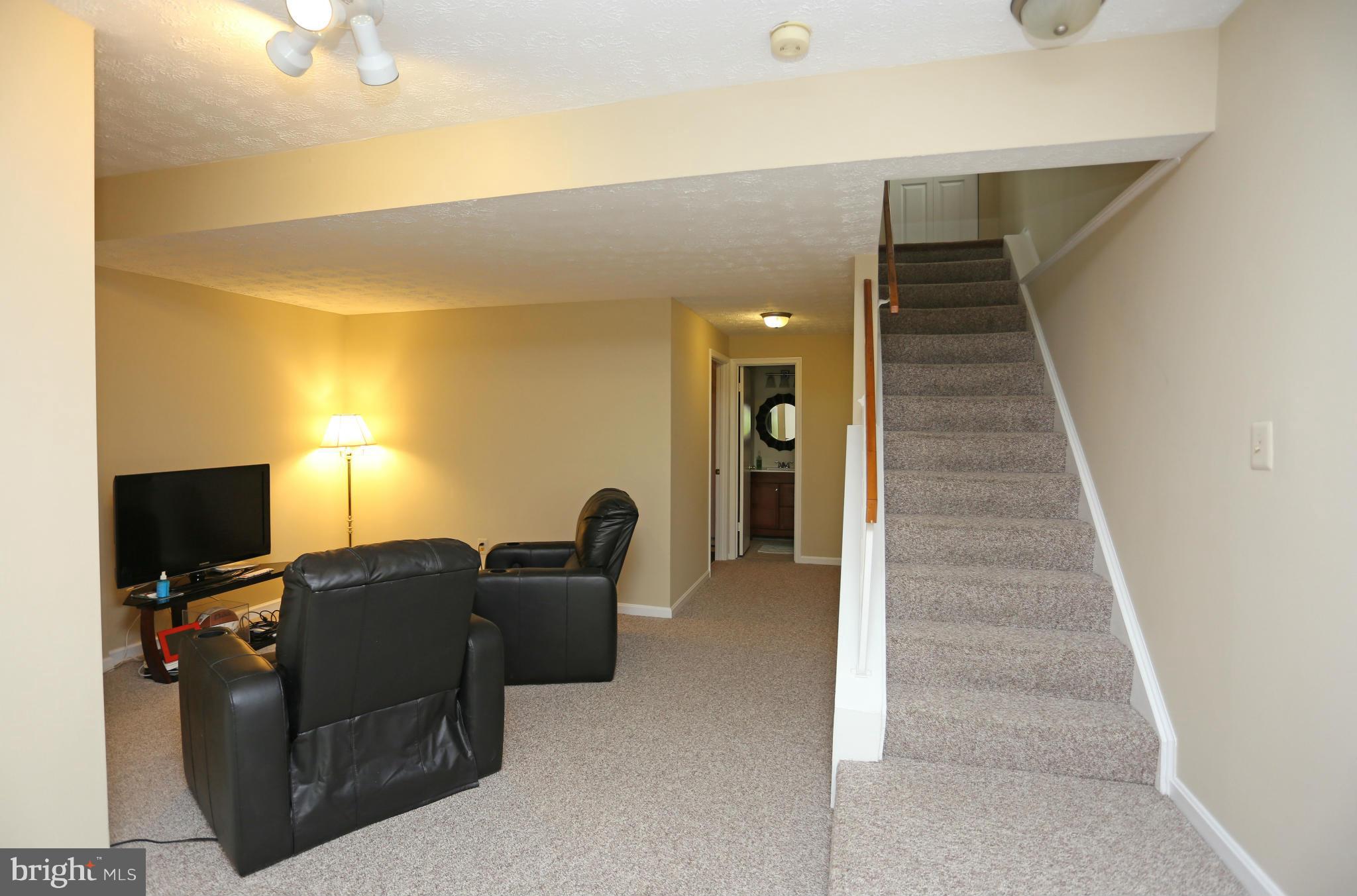 MAYFAIR-PLAT ONE - Residential