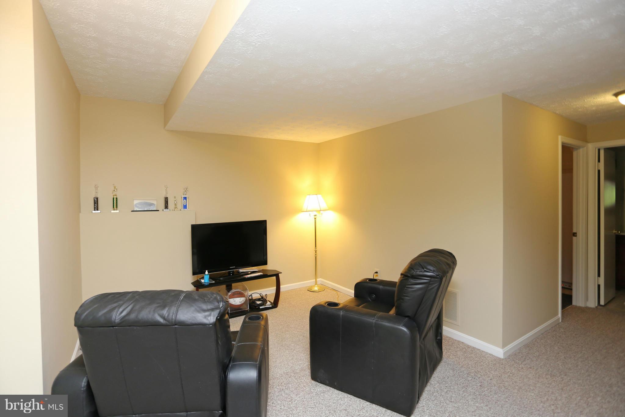 MAYFAIR-PLAT ONE - Residential