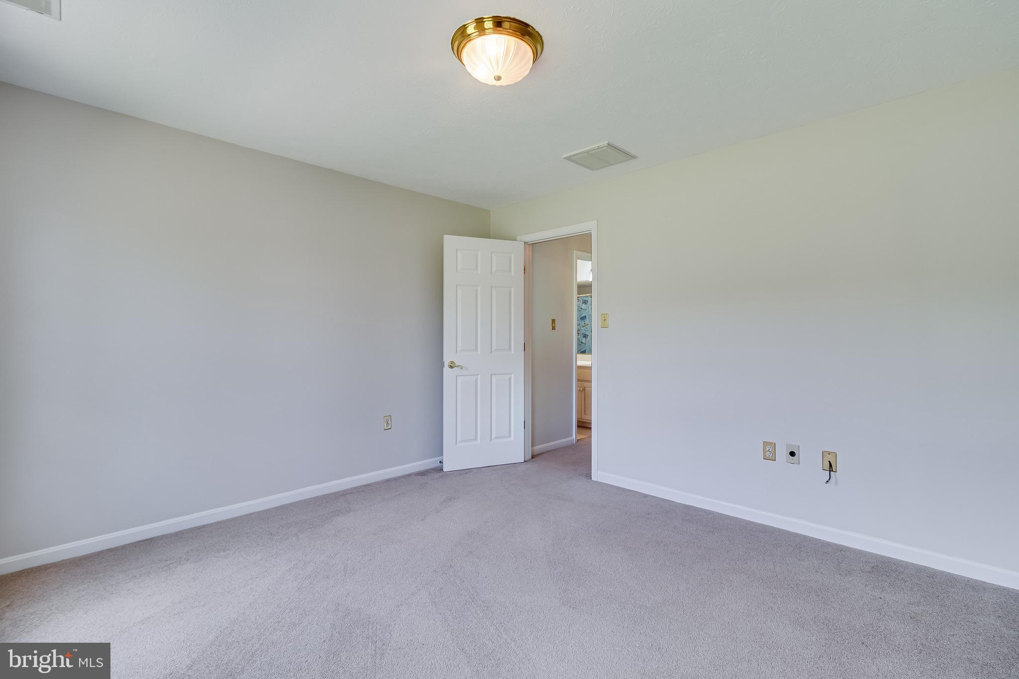 BRIDGELEIGH FARMS - Residential