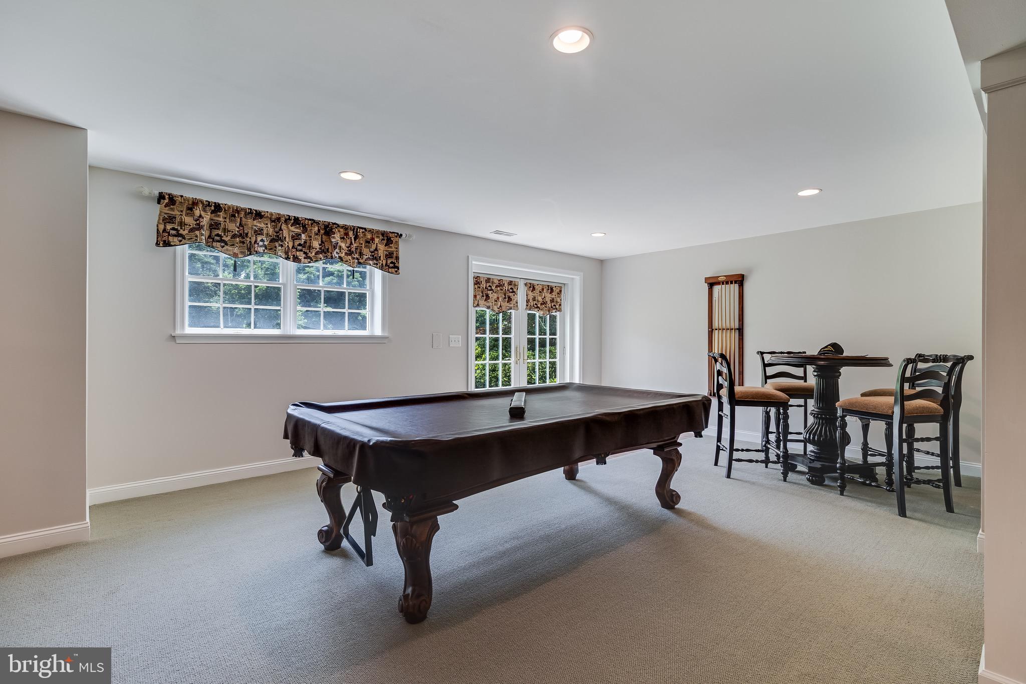 BRIDGELEIGH FARMS - Residential