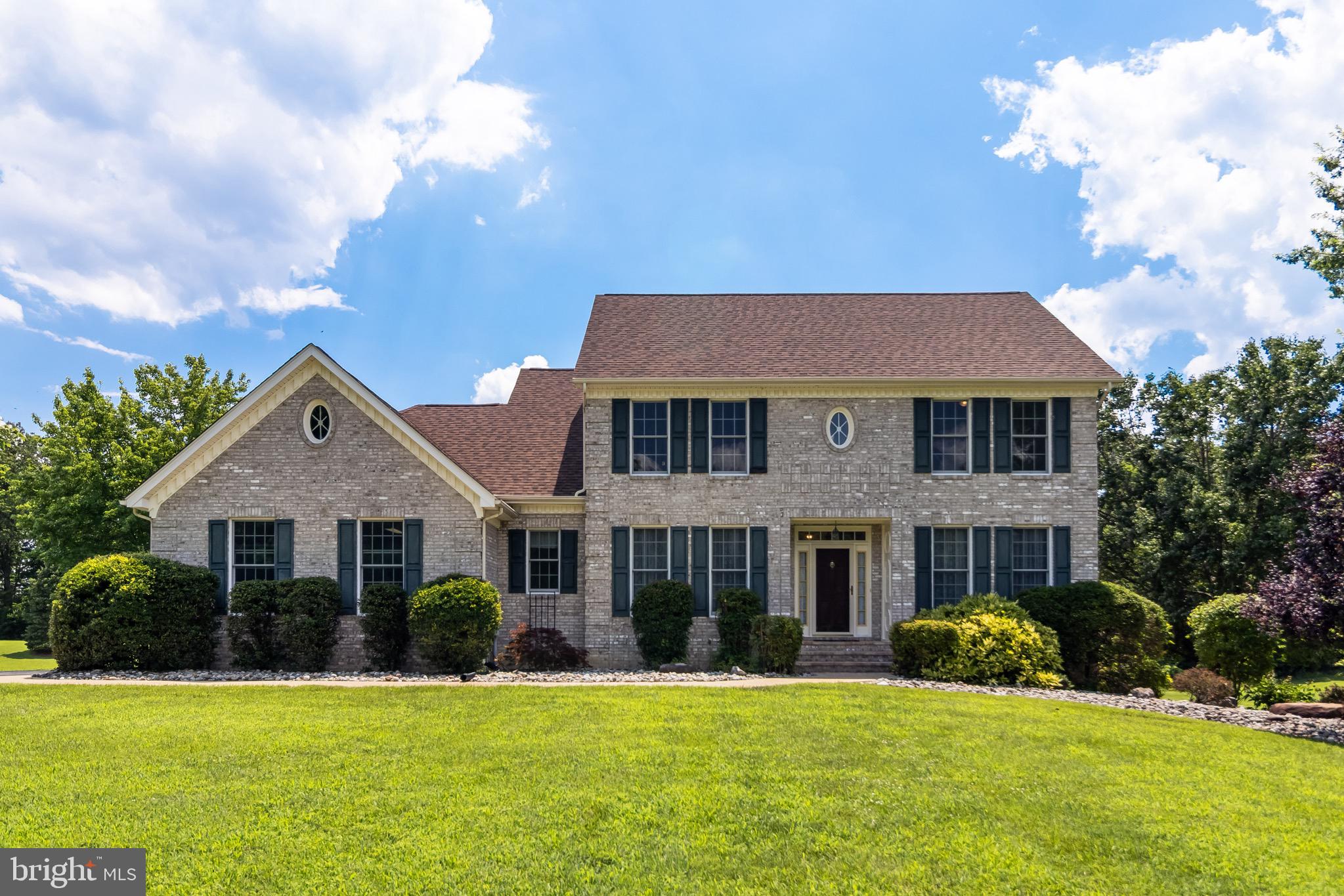 BRIDGELEIGH FARMS - Residential