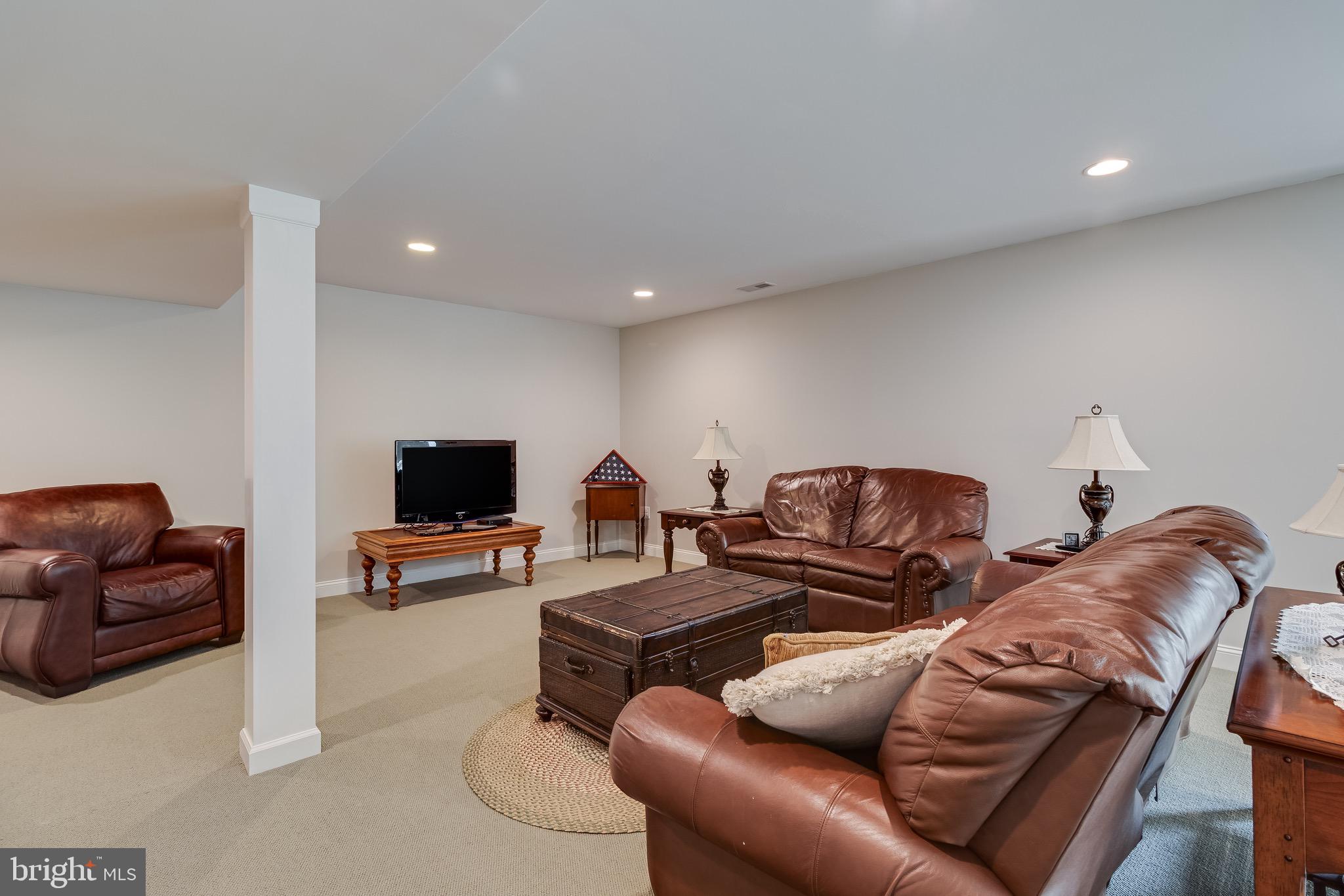 BRIDGELEIGH FARMS - Residential