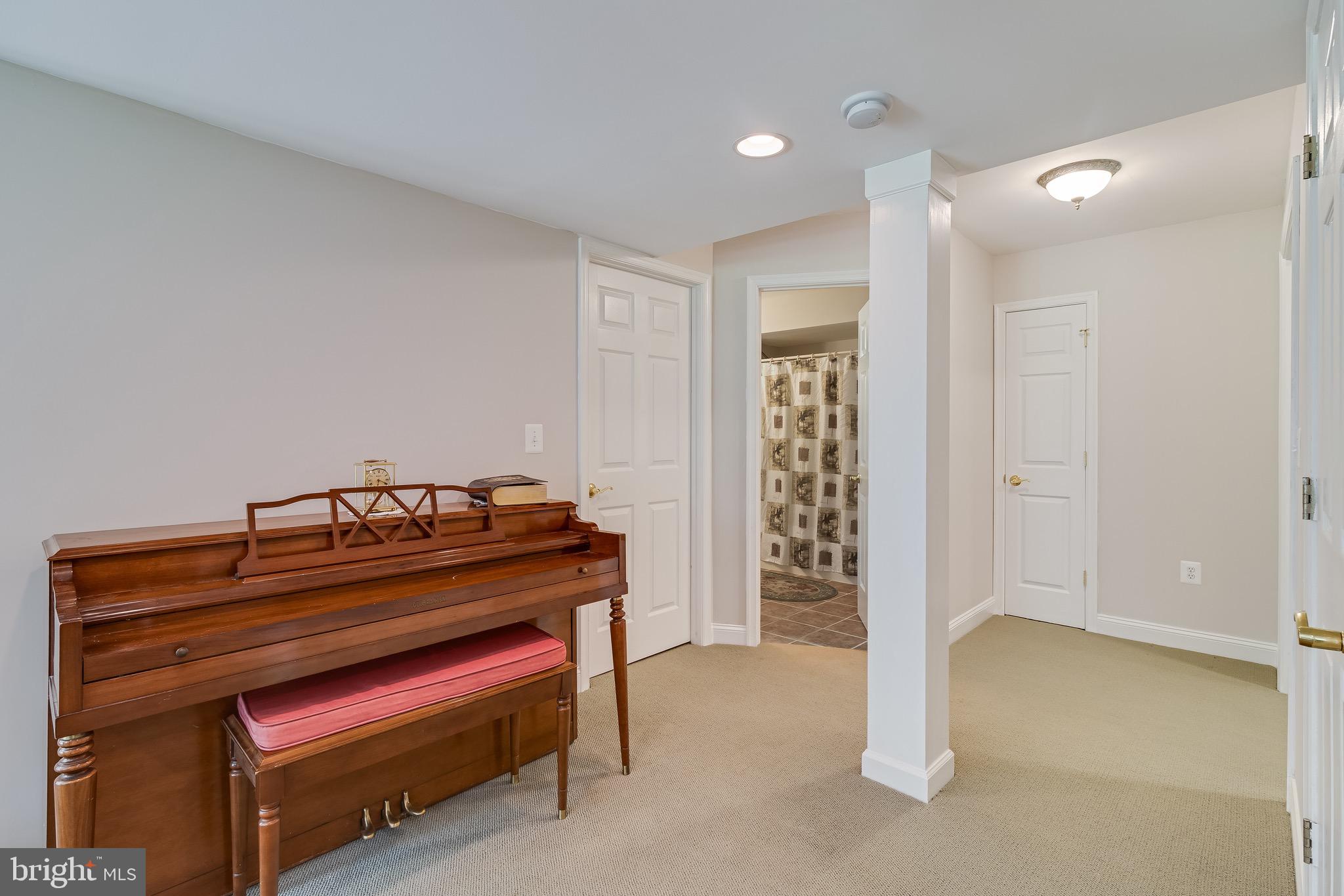 BRIDGELEIGH FARMS - Residential