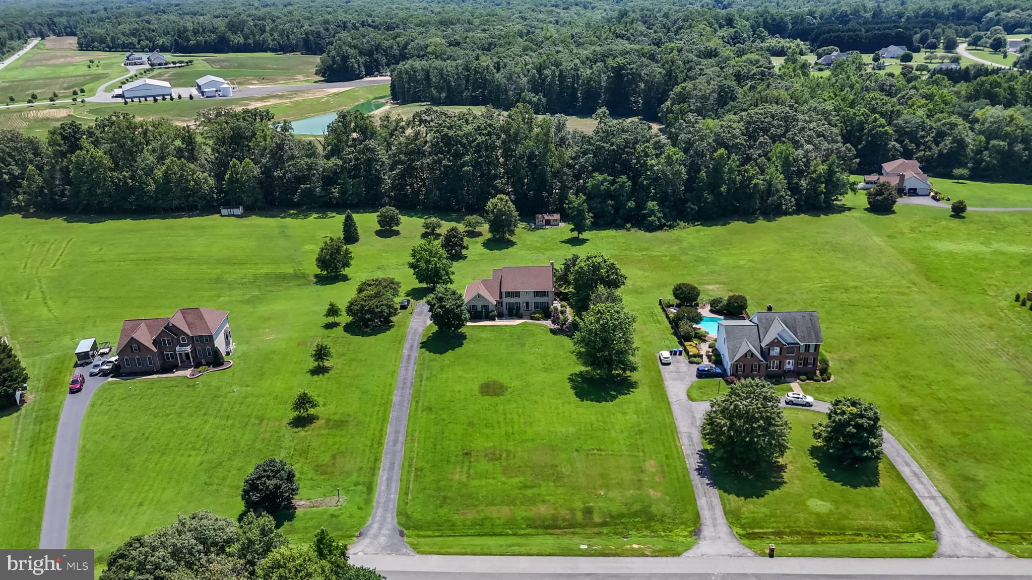 BRIDGELEIGH FARMS - Residential