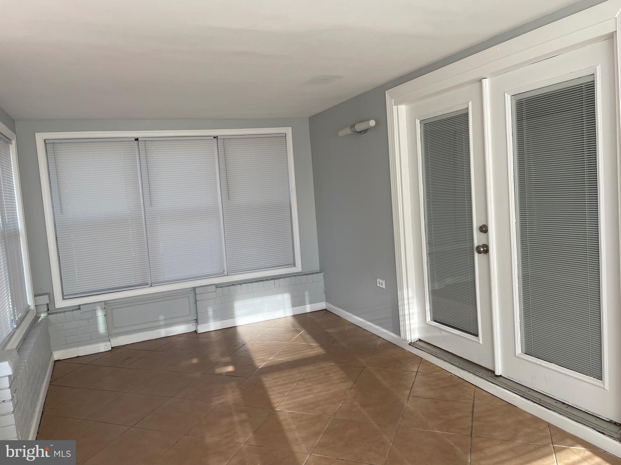 ST CHARLES SUB - CARRINGTON - Residential Lease