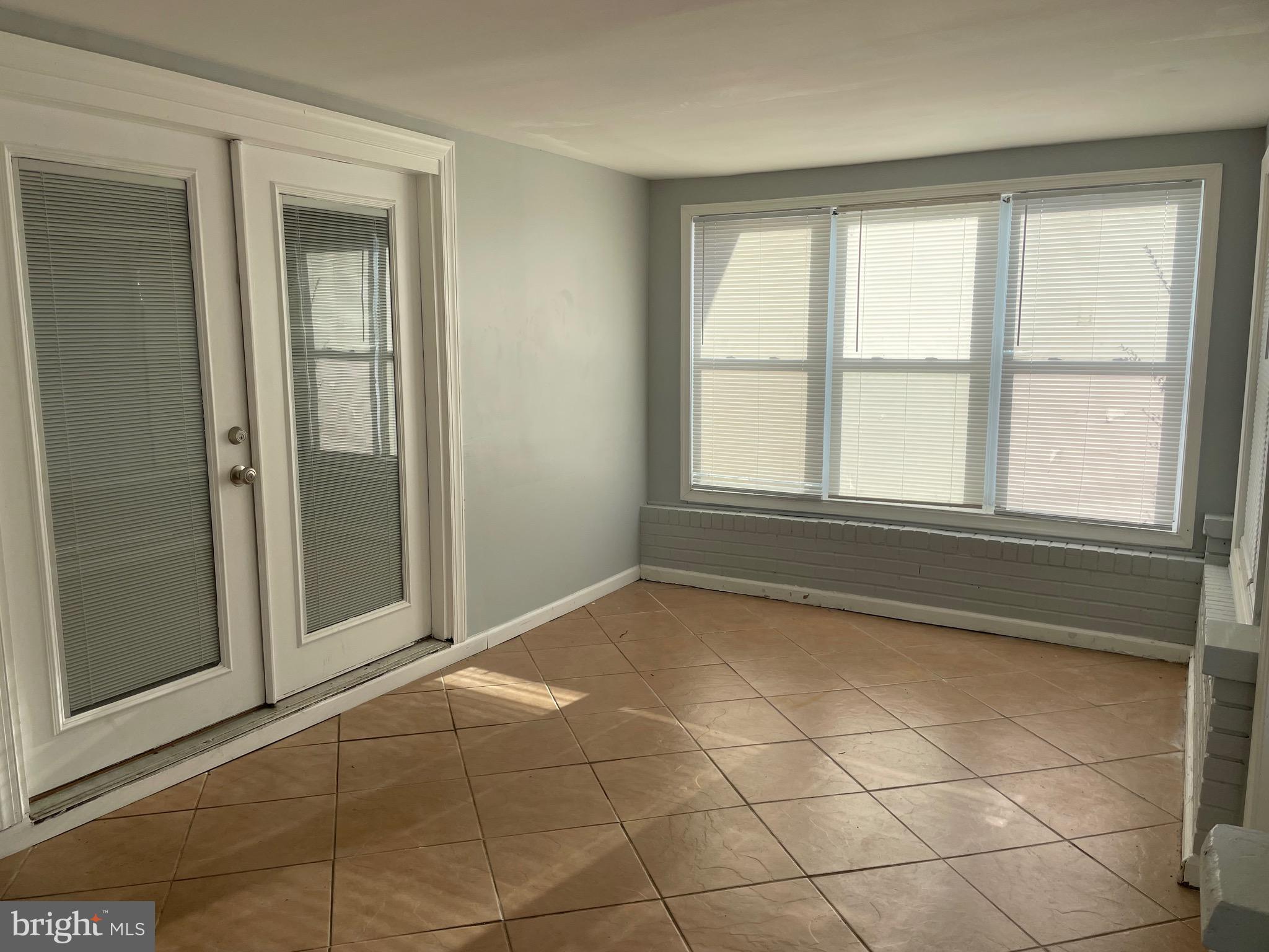 ST CHARLES SUB - CARRINGTON - Residential Lease