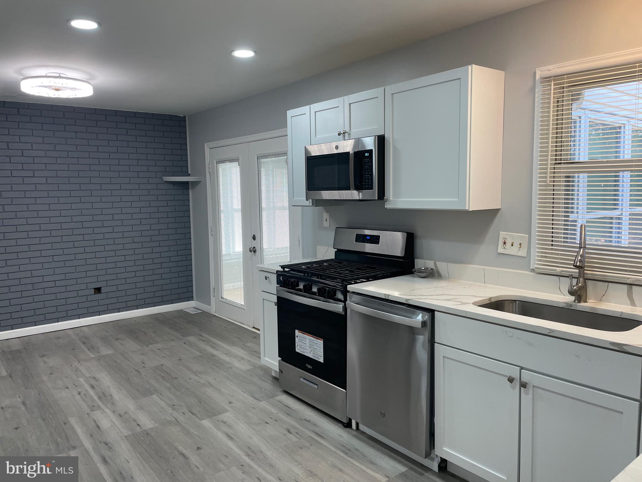 ST CHARLES SUB - CARRINGTON - Residential Lease