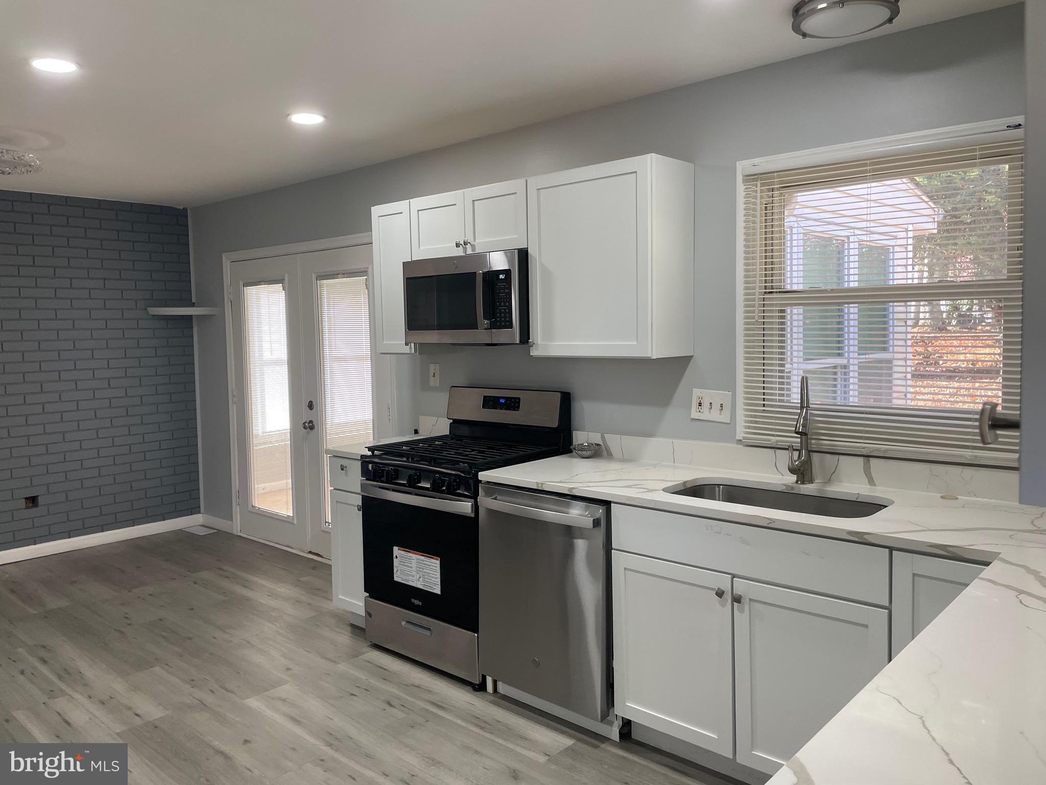 ST CHARLES SUB - CARRINGTON - Residential Lease