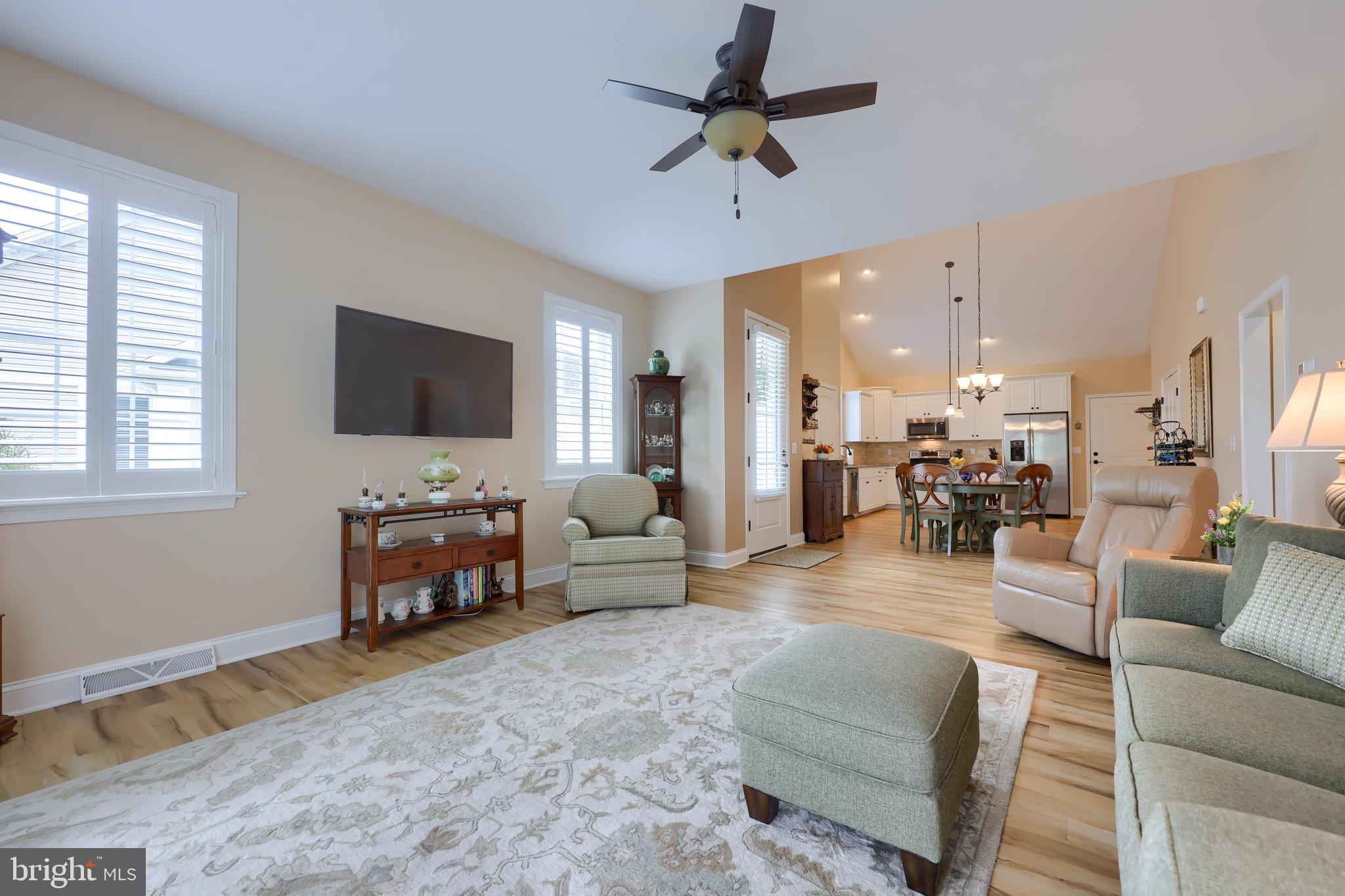 CROSSGATES - Residential