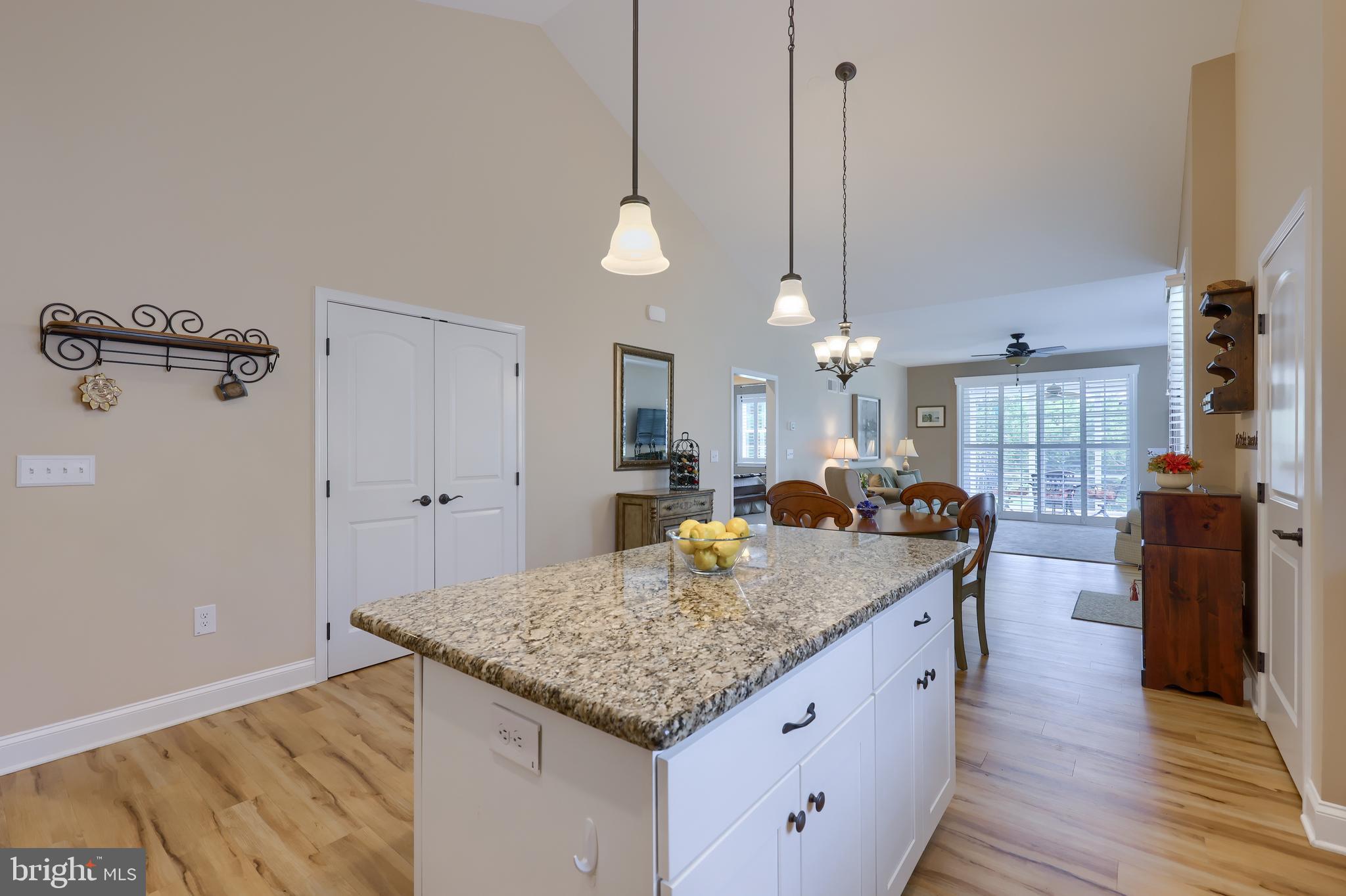 CROSSGATES - Residential