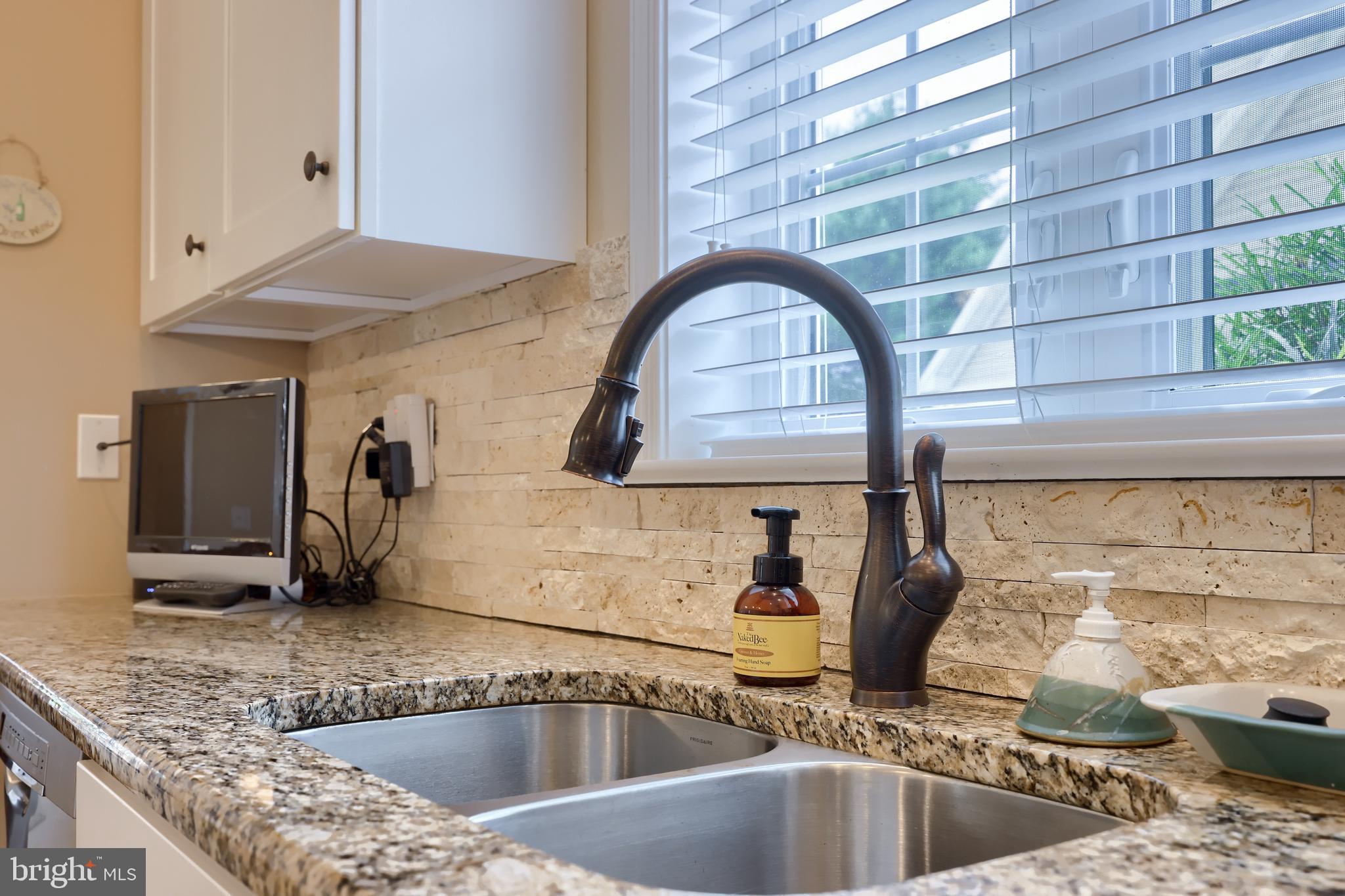 CROSSGATES - Residential