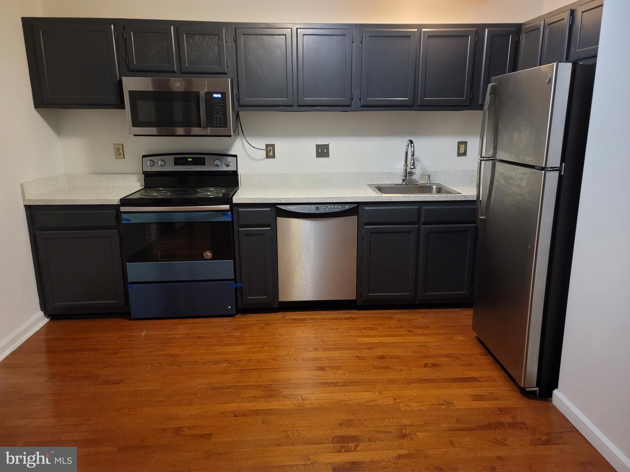 ROYAL PLAZA - Residential Lease