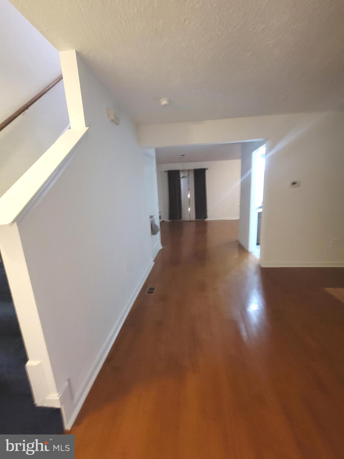 ROYAL PLAZA - Residential Lease