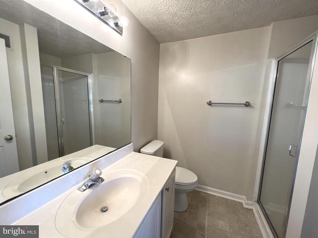 PINEY ORCHARD - Residential Lease