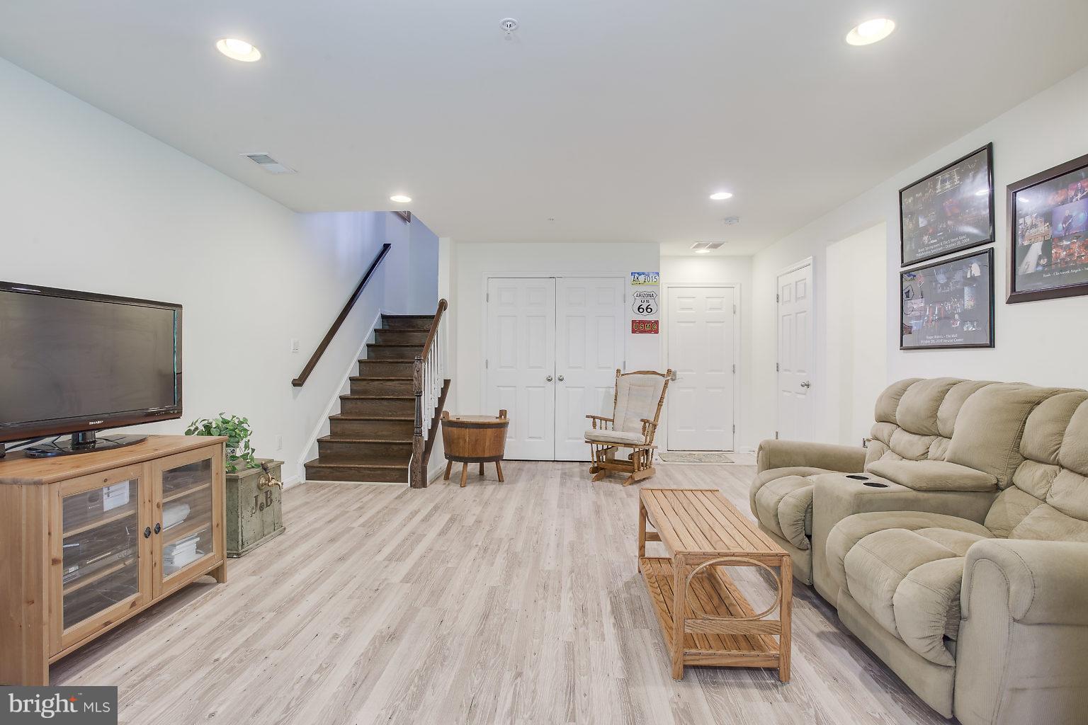 TANYARD COVE NORTH - Residential