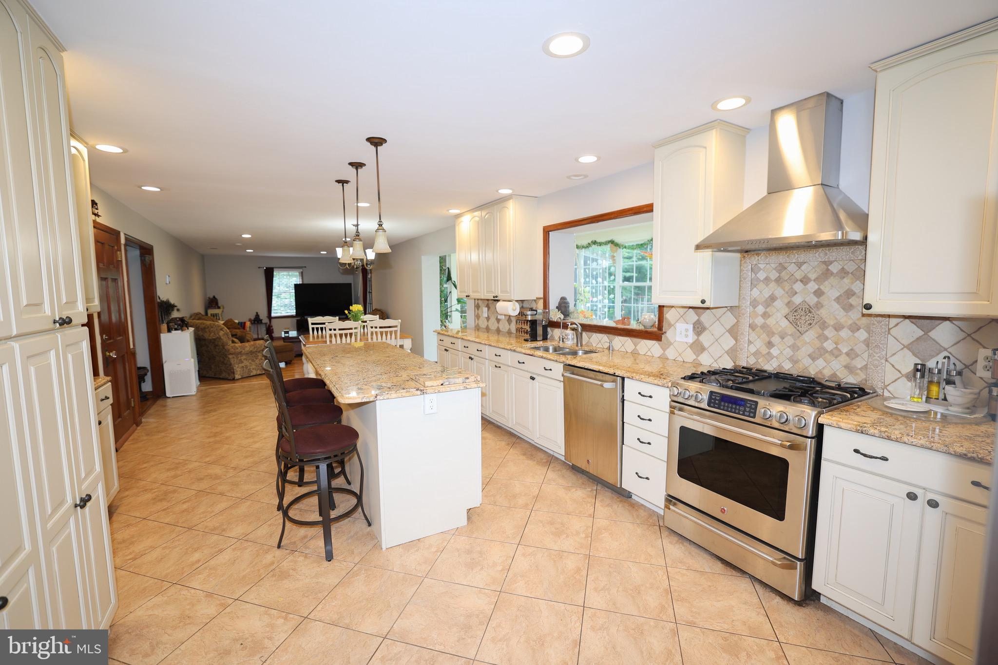 865 SENECA ROAD