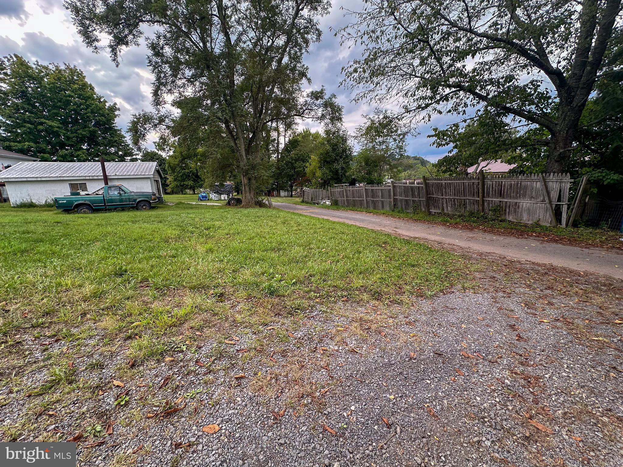 ELK GARDEN - Residential