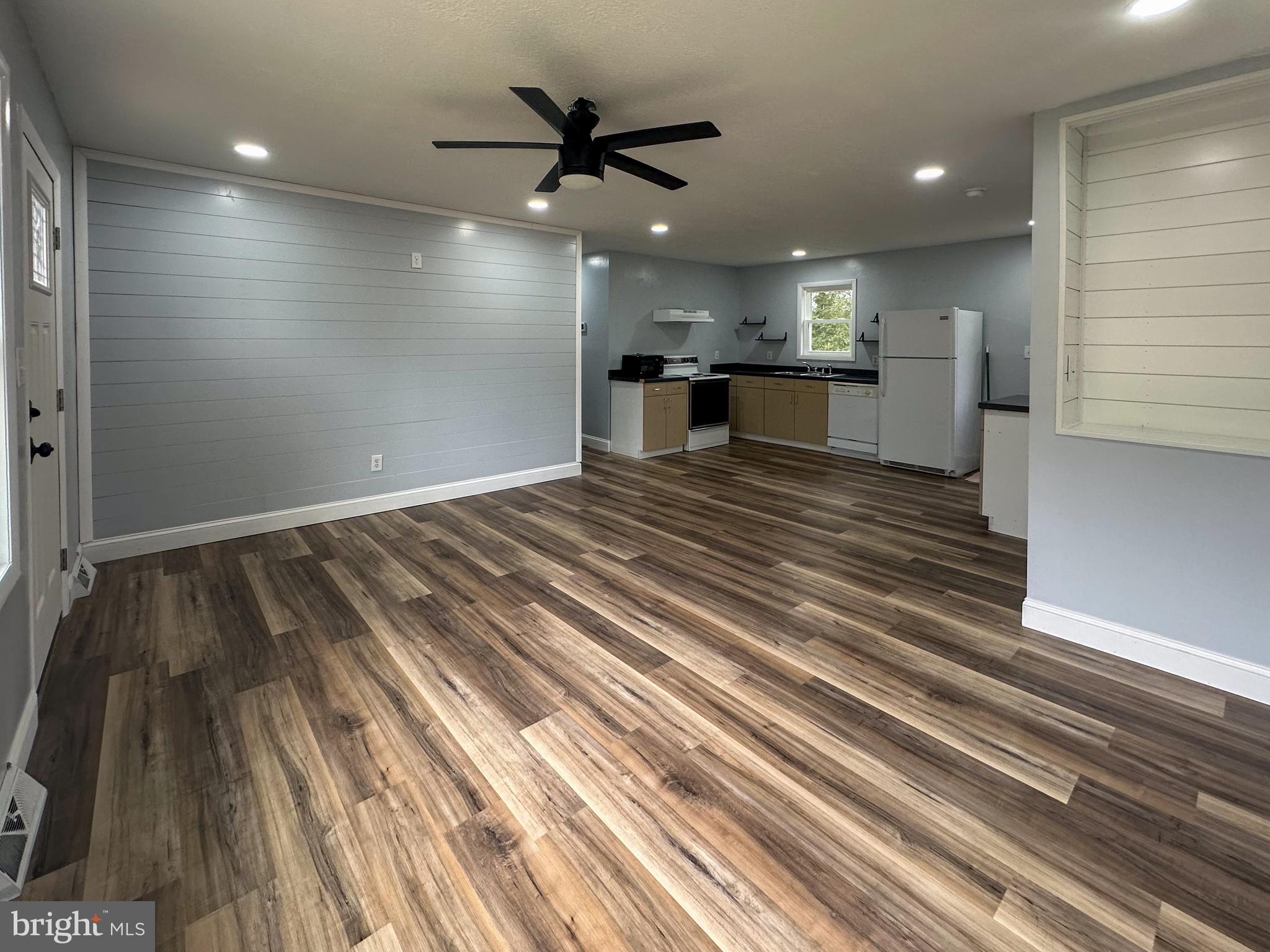 ELK GARDEN - Residential