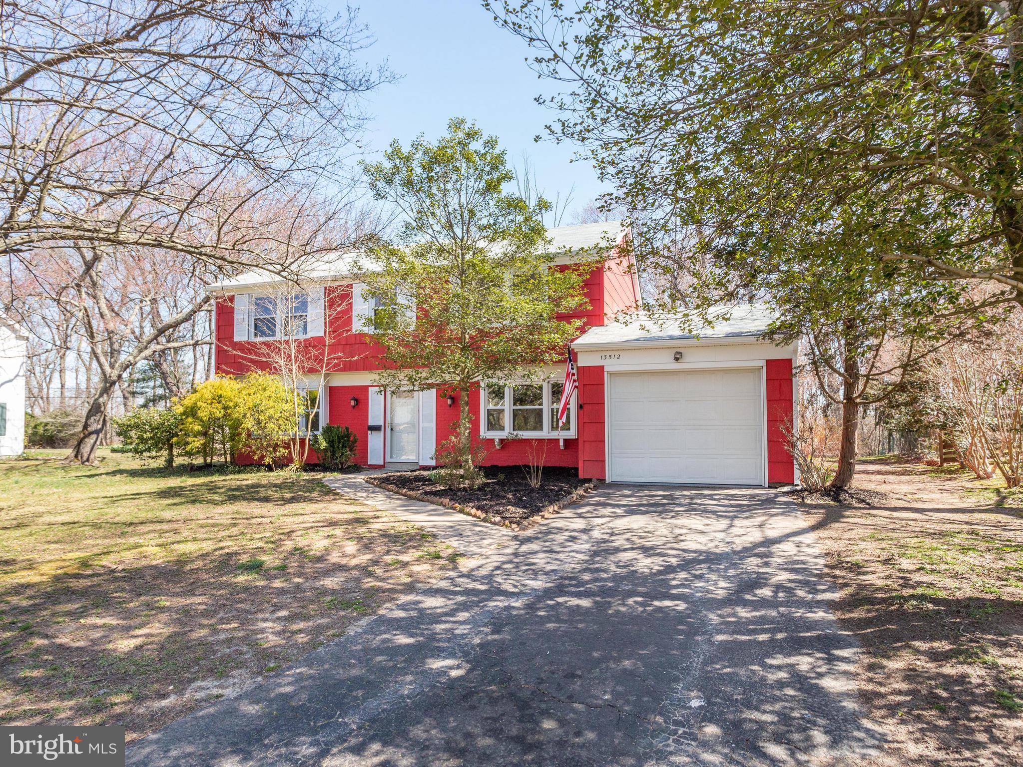 YORKTOWN AT BELAIR - Residential