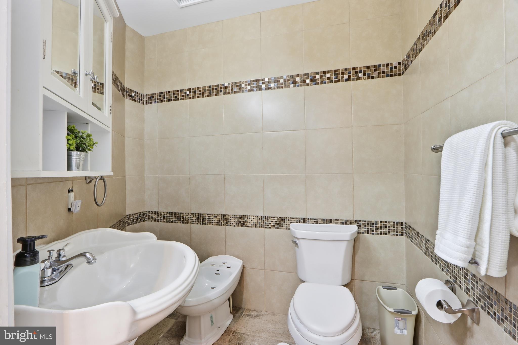 COLESVILLE OUTSIDE - Residential