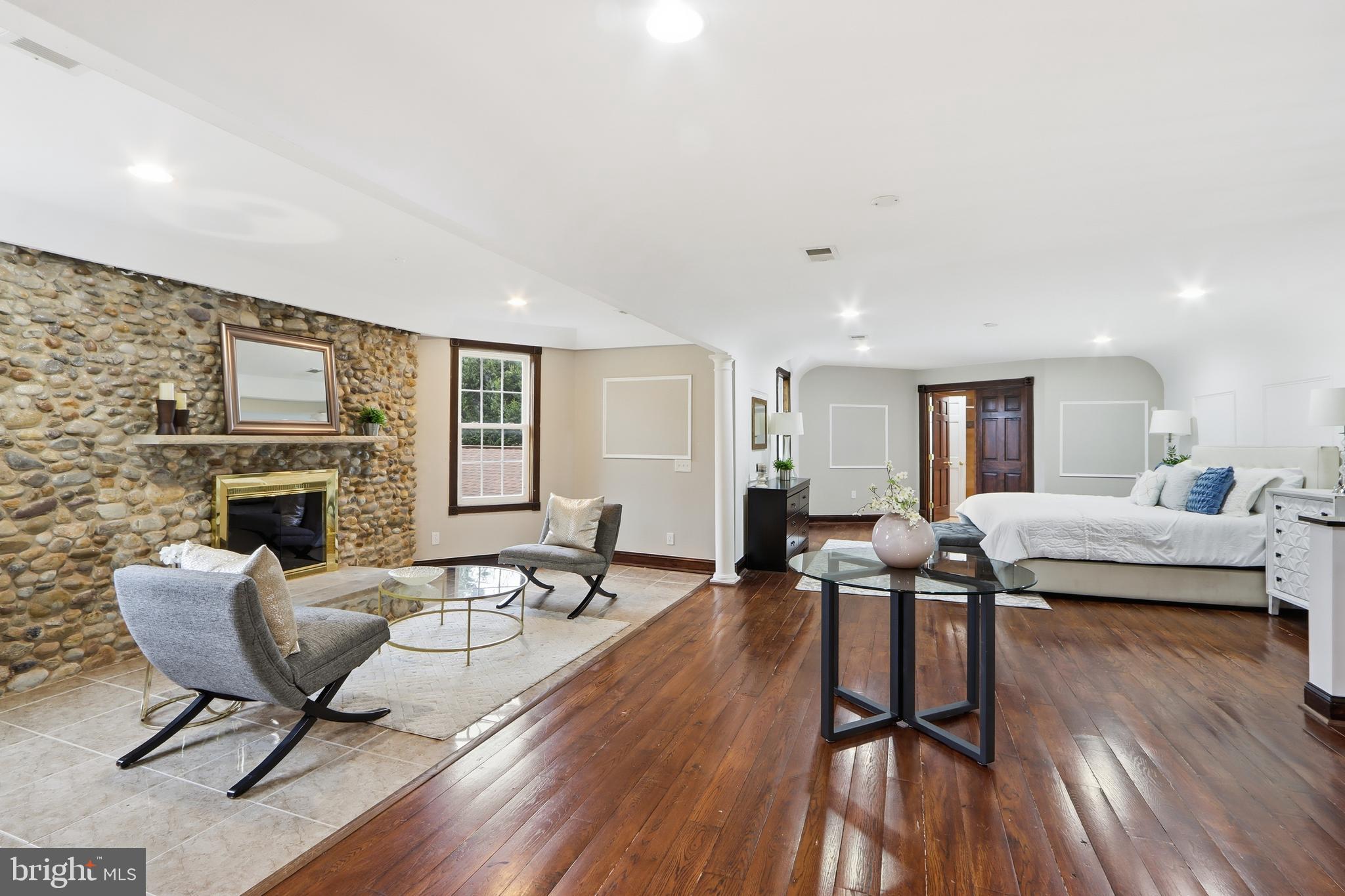 COLESVILLE OUTSIDE - Residential