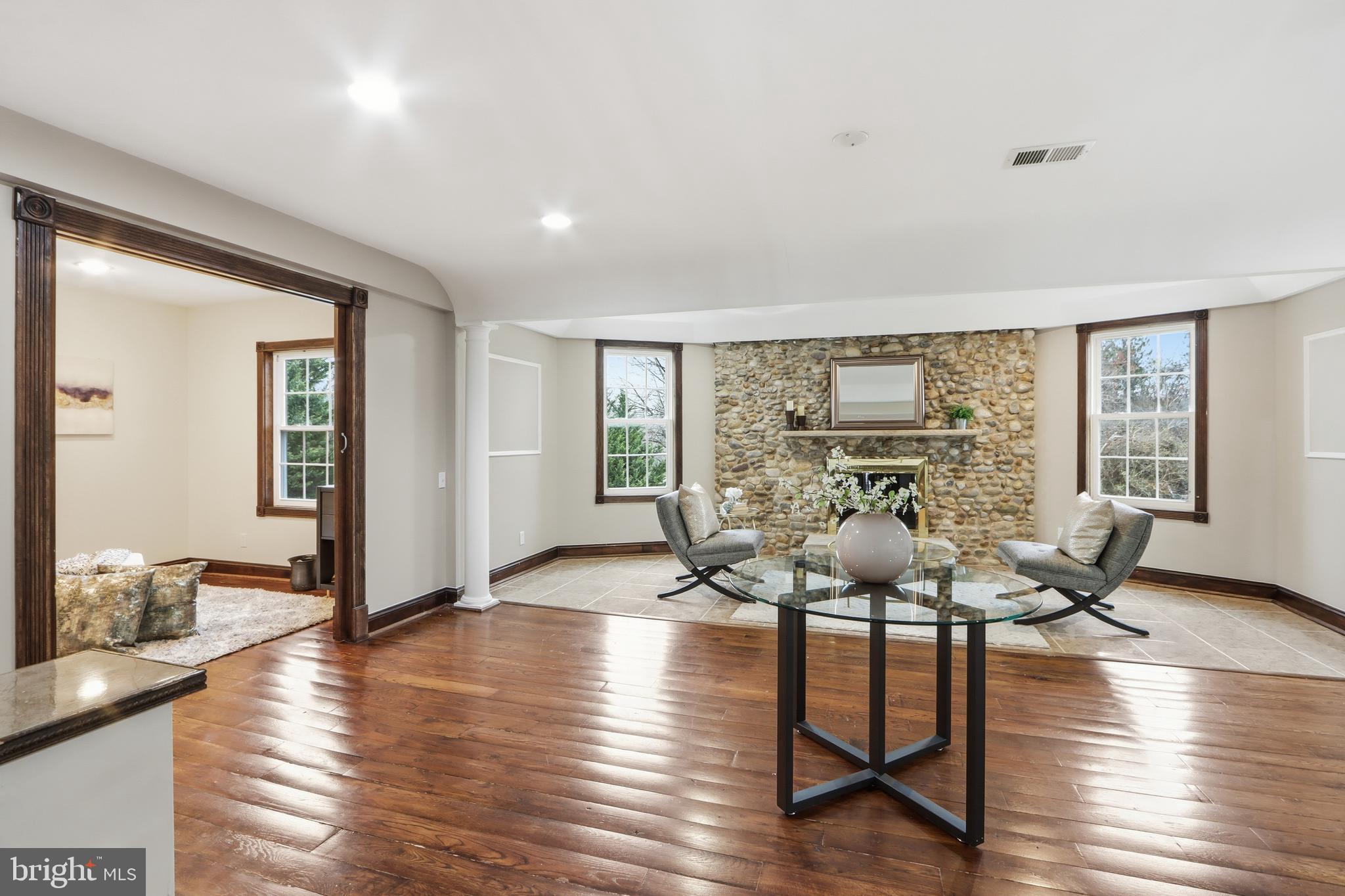 COLESVILLE OUTSIDE - Residential