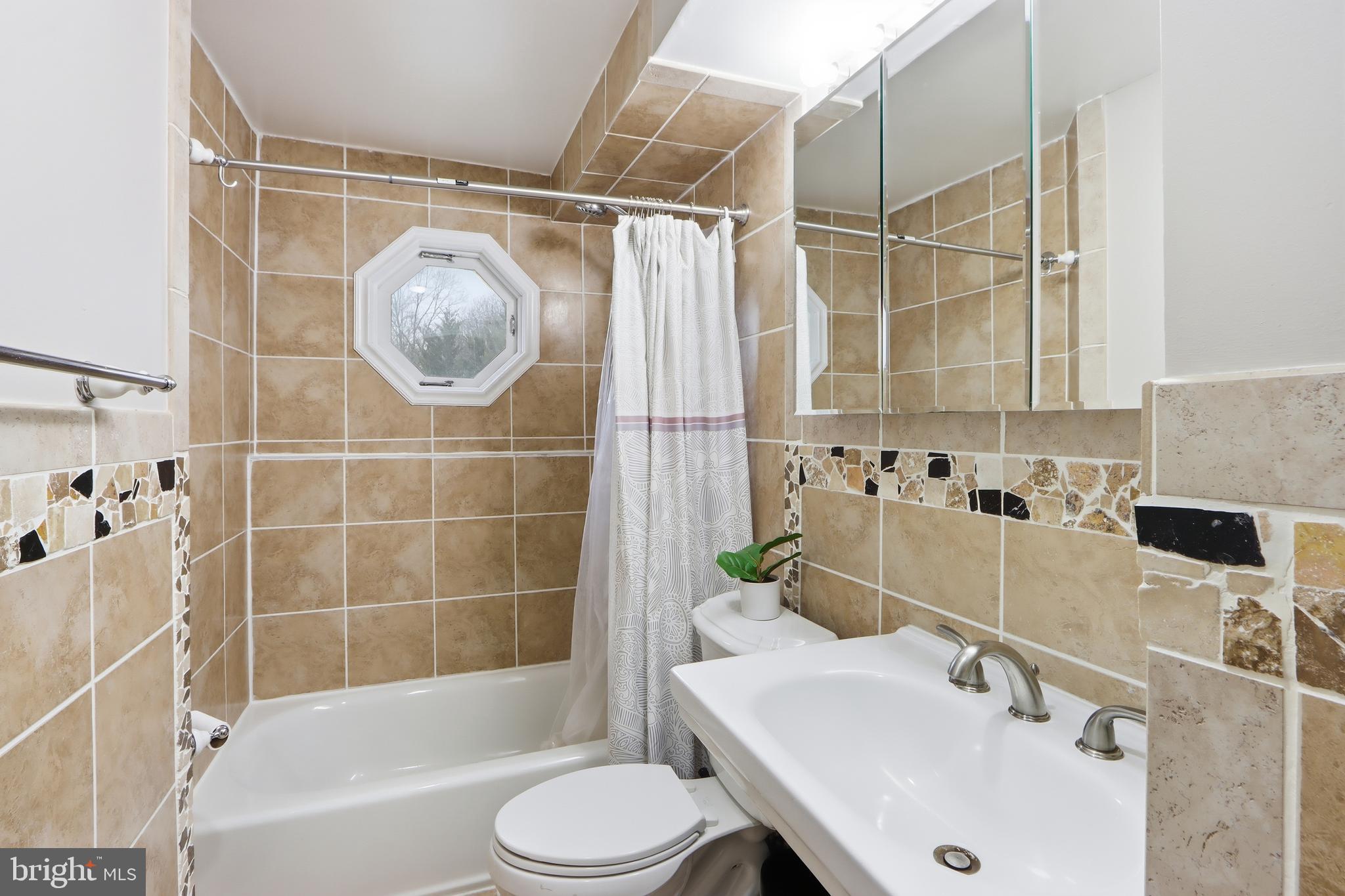 COLESVILLE OUTSIDE - Residential