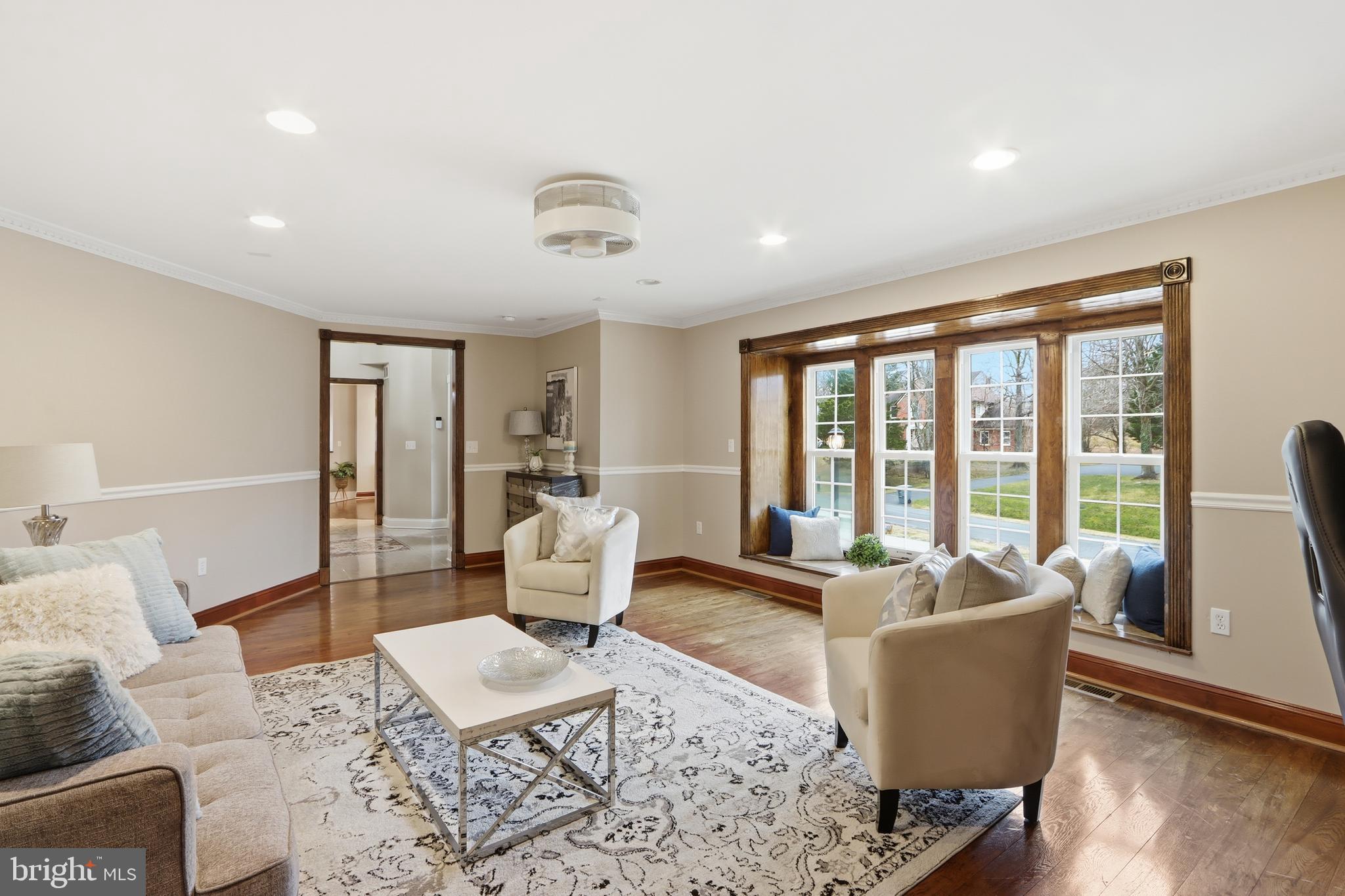 COLESVILLE OUTSIDE - Residential