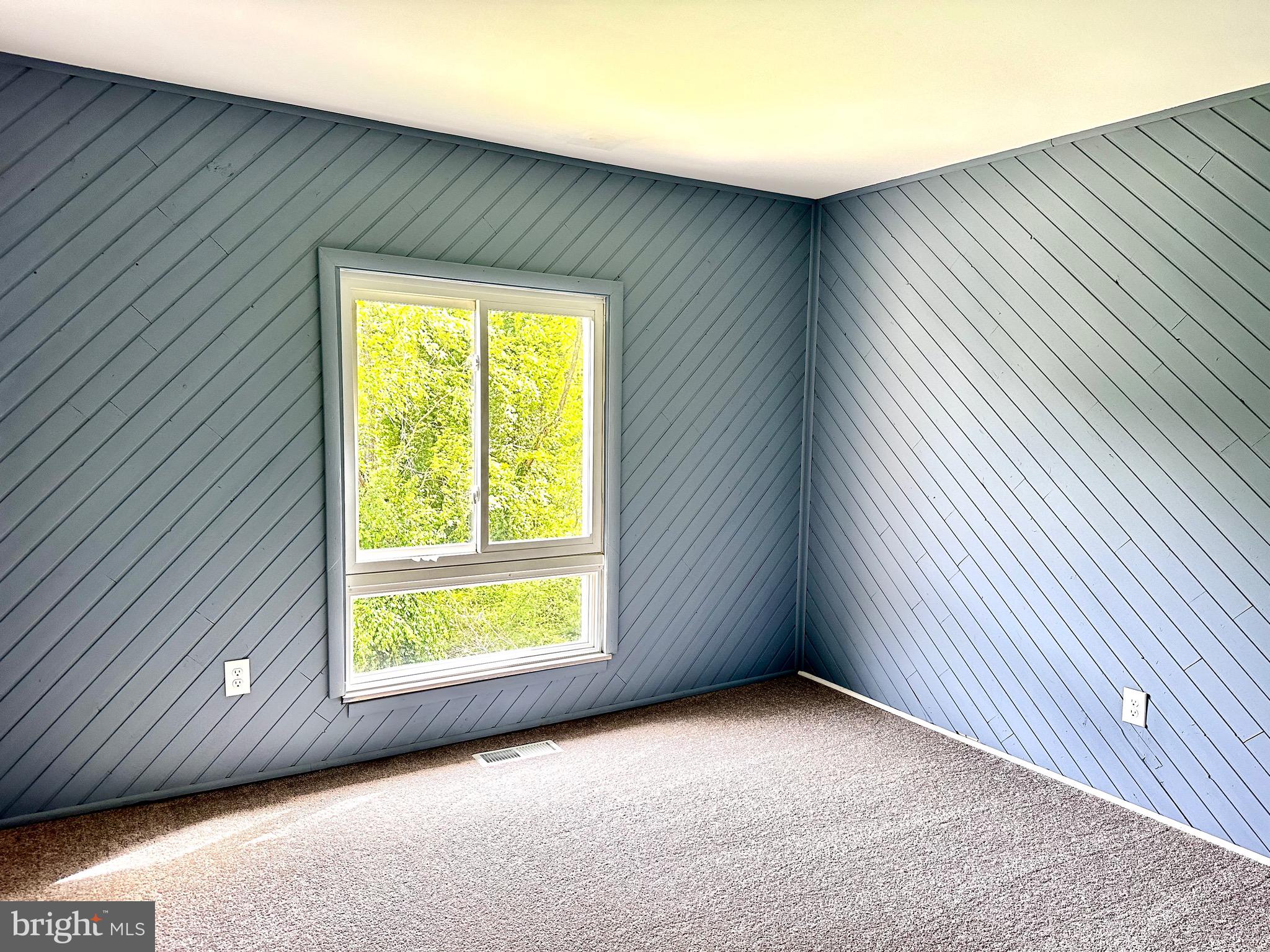 MOORES MILL MANOR - Residential