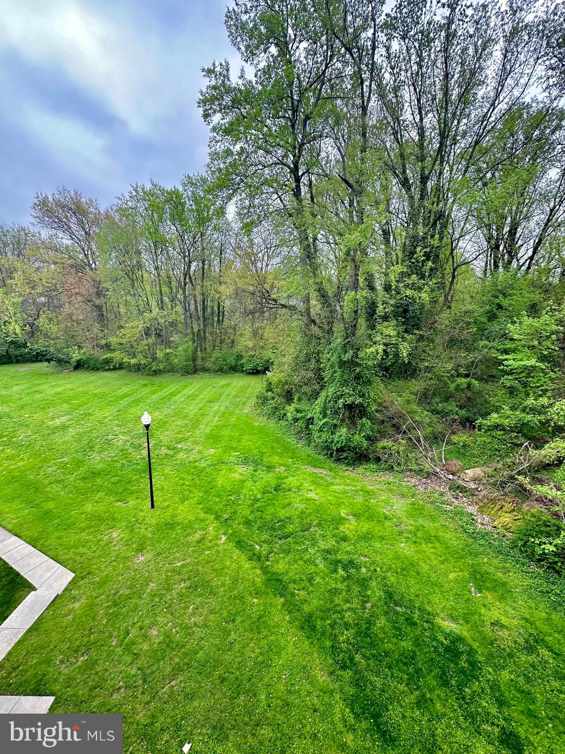 MOORES MILL MANOR - Residential