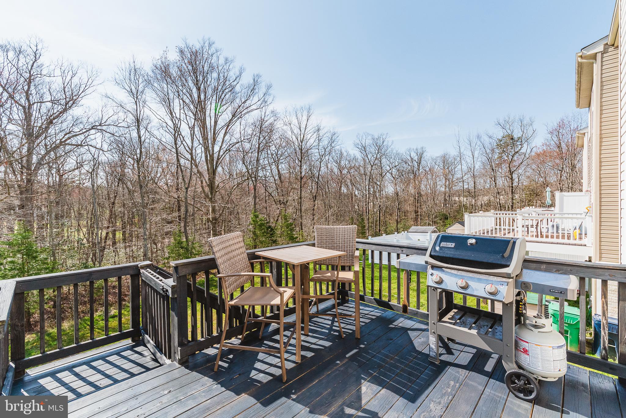 AUTUMN RUN - Residential